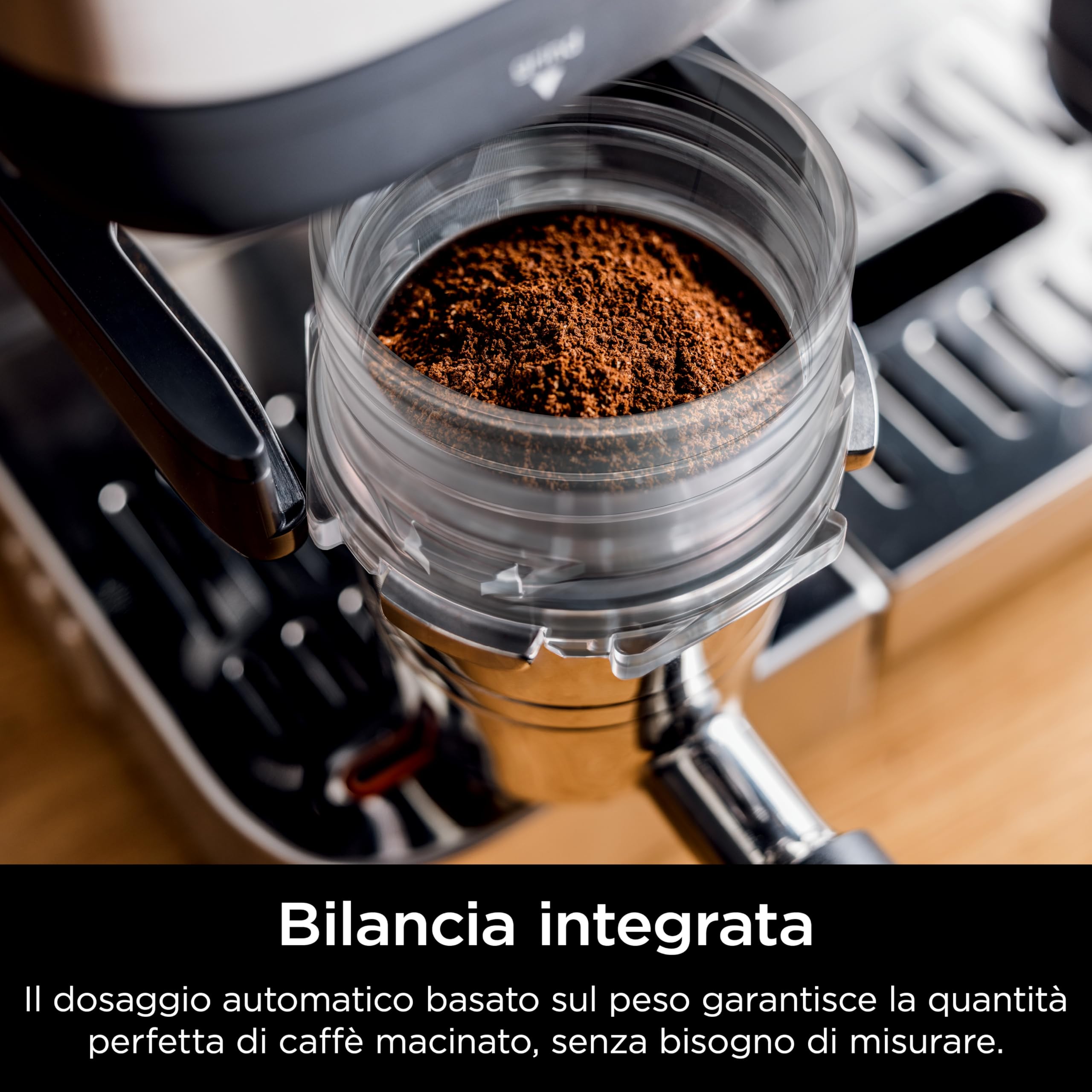 Ninja Luxe Essential Macchina da Caffè 2 in 1, Macchina per Latte, Cappuccino ed Espresso con Macinacaffè Integrato e Montalatte, Facile da usare, 2 Programmi Automatici per Schiuma, Argento, ES501EU