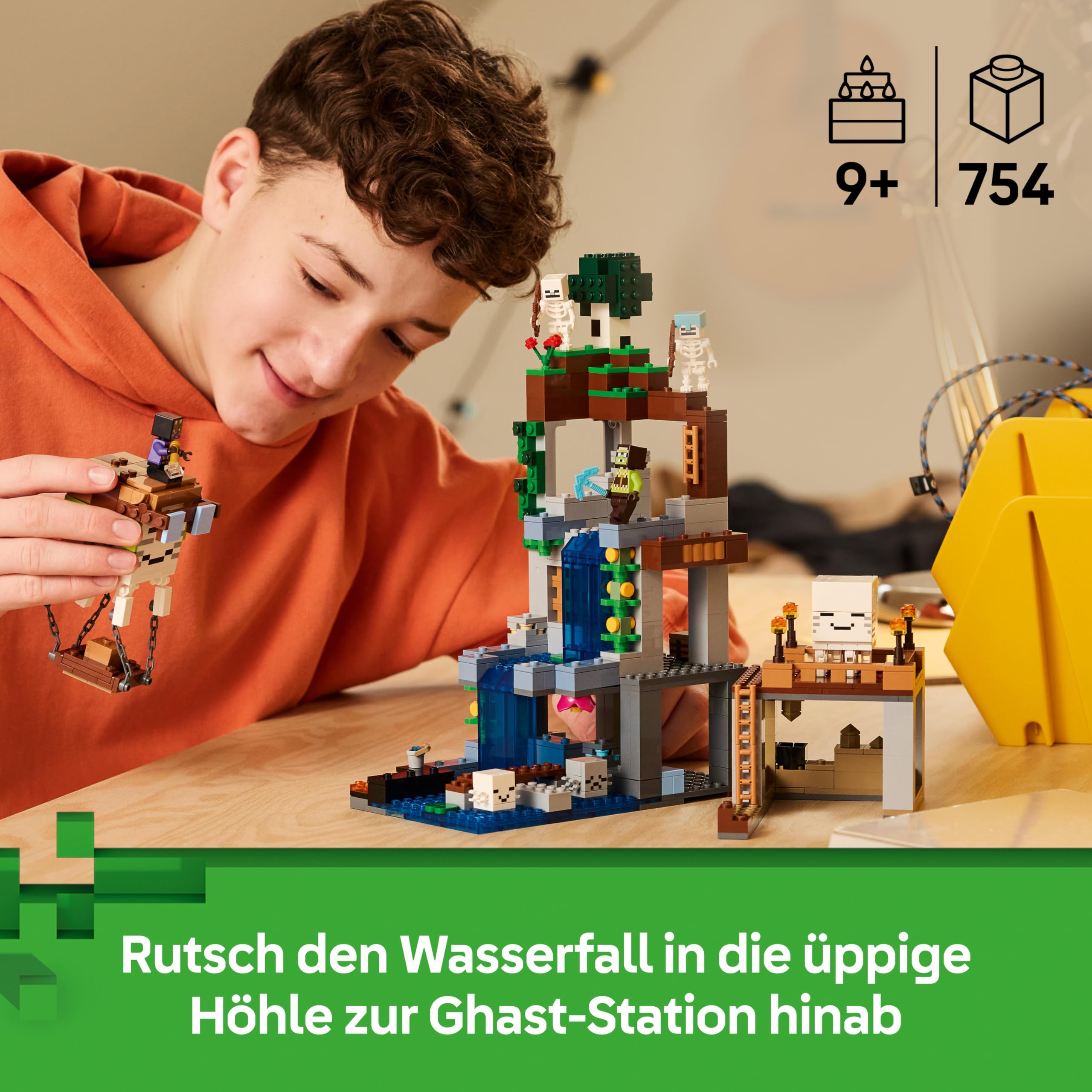 LEGO Minecraft Ghast-Station - Spielzeug mit 8 Figuren inkl. 2 Skelette und 4 Ghasts mit Zubehör - Zimmerdeko für Kinder - Gaming-Geschenk für Jungen, Mädchen und Fans ab 9 Jahren - 21597