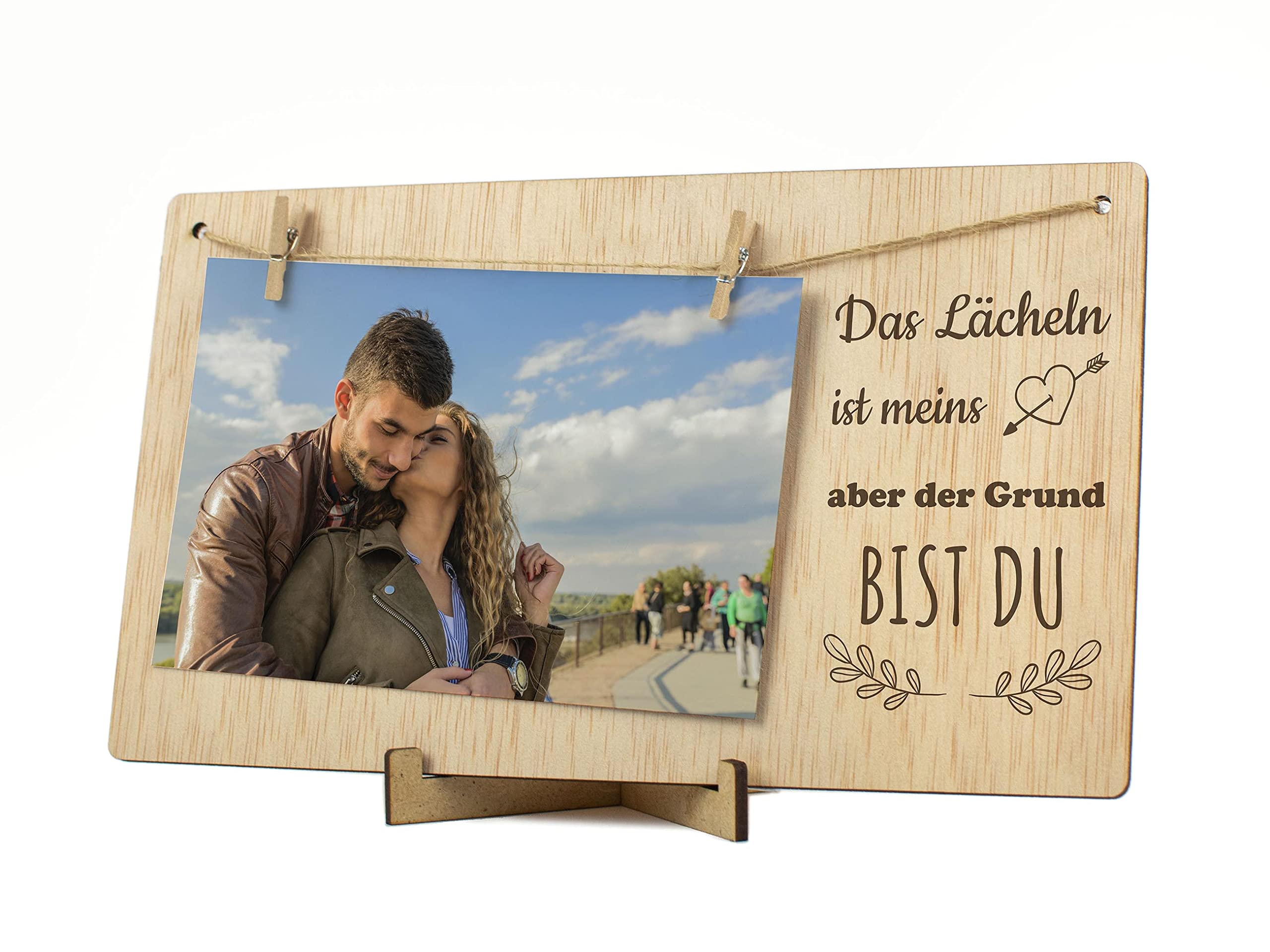 CONTRAXT Fotorahmen zum Valentinstag. Glückwunschspeziell valentinstag Valentine's day verliebt Mann Frau leine polaroid bilder rahmen fotorahmen holz Bilderrahmen Klammern (Paar DE)
