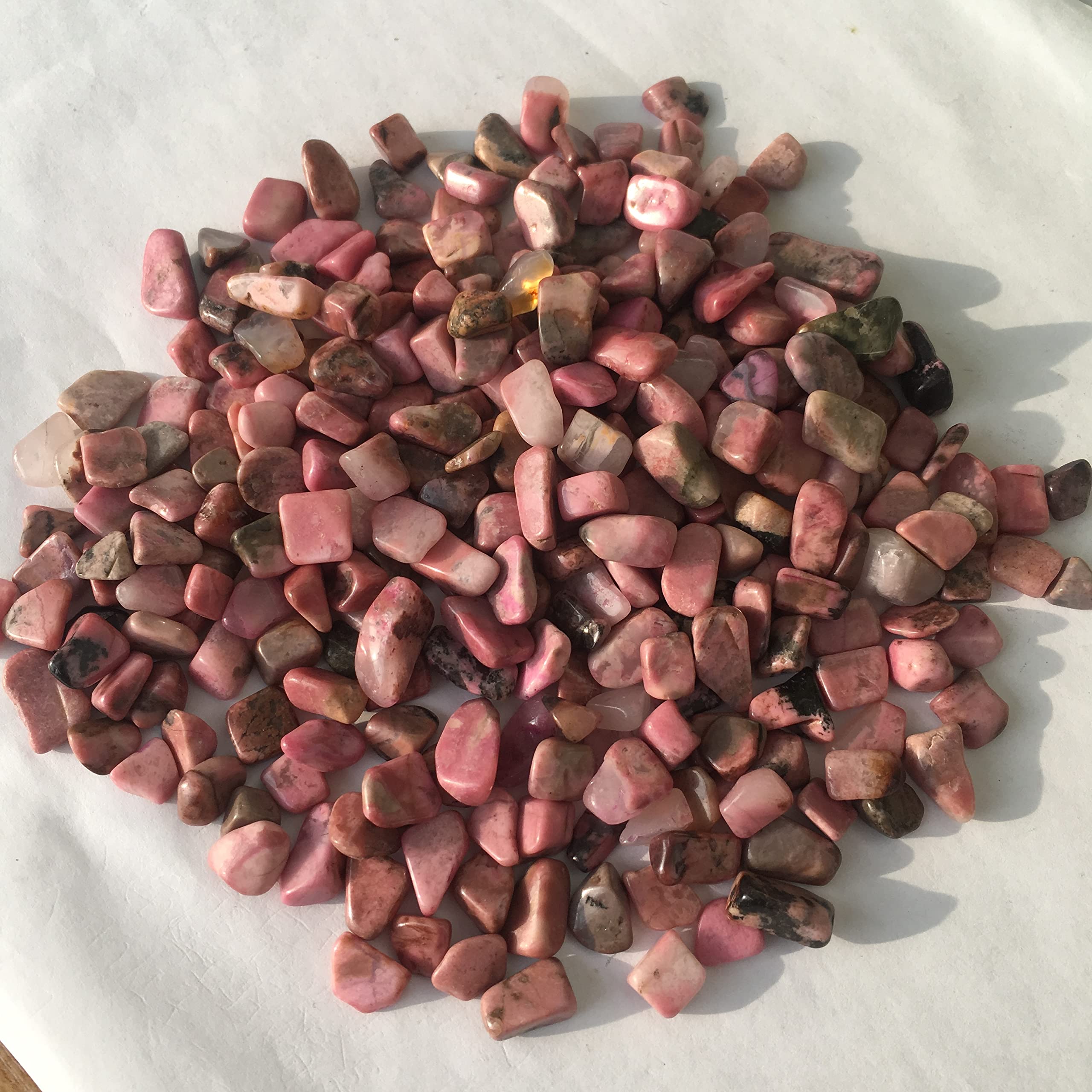 Cristallo Naturale Pietra di Rosa Naturale Polvere di Cristallo Quarzo Ghiaia Cristallo Acquario Vaso di Fiori Decorazione del Giardino Raccolta domiciliare(Size:500g)