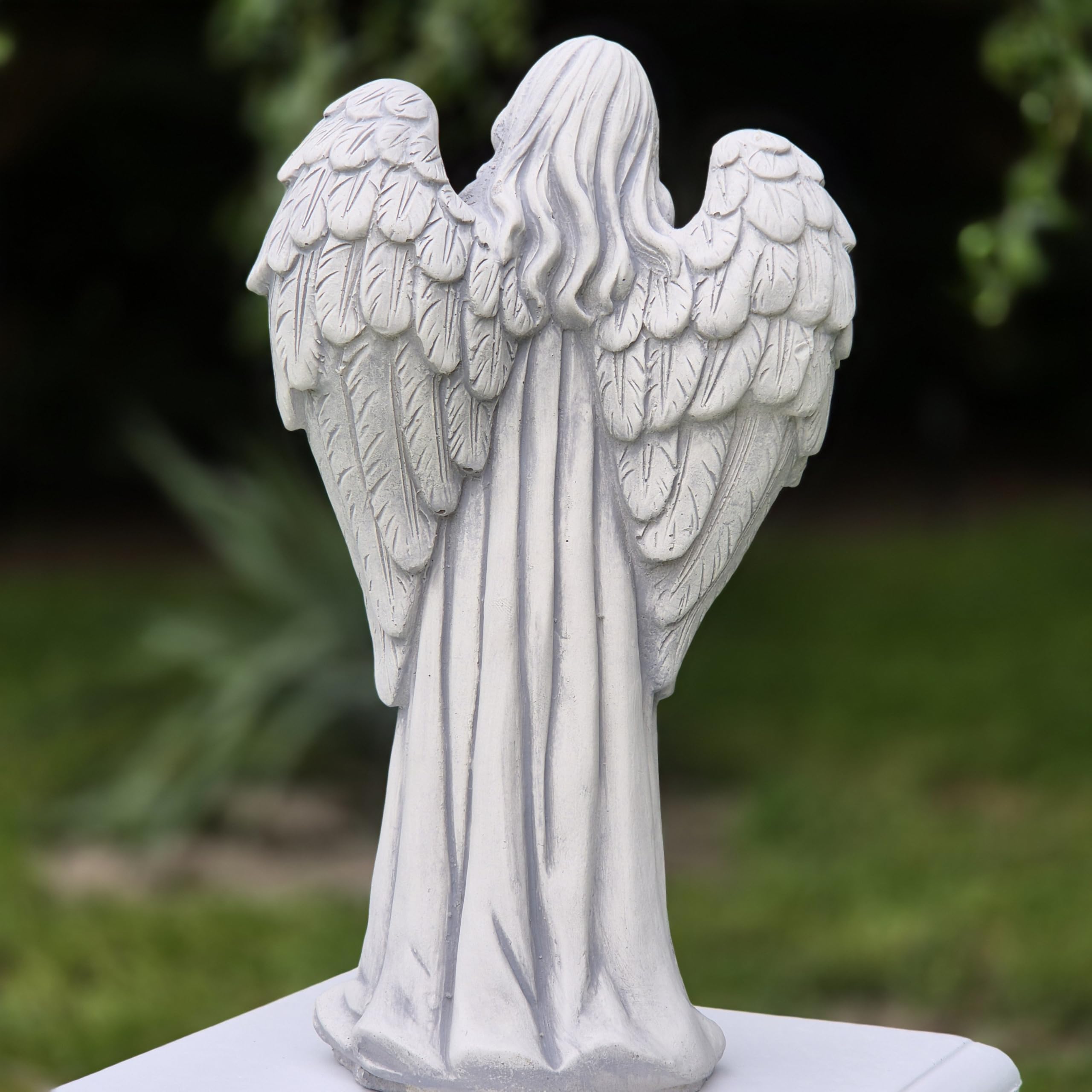 FABRIQ Figurka anioła ze skrzydłami 31 cm – Rzeźba z odlewu kamiennego 3 kg – Religijna dekoracja ogrodowa – Odporna na warunki atmosferyczne i mróz