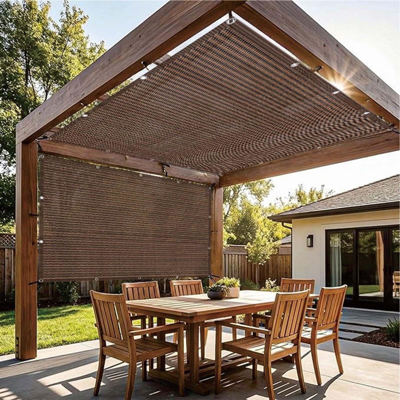 Voile d'ombrage sans perçage pour protéger le balcon du soleil et des regards indiscrets