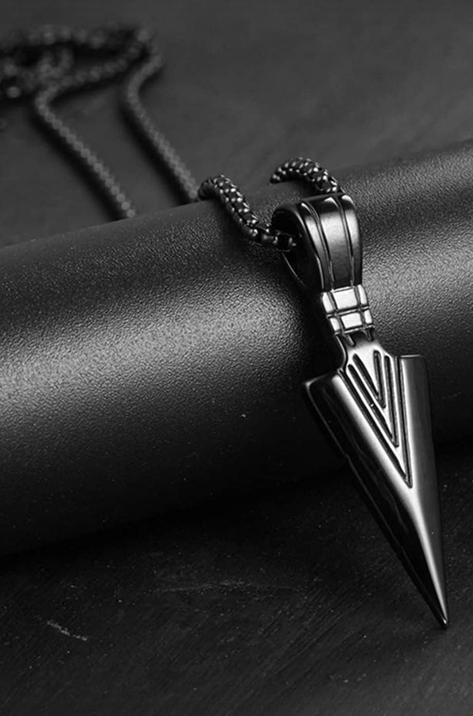 Men's Fashion Jewellery Solid Spear Point Arrowhead Pendant Necklace With Chain For Boys and Men PD1000875