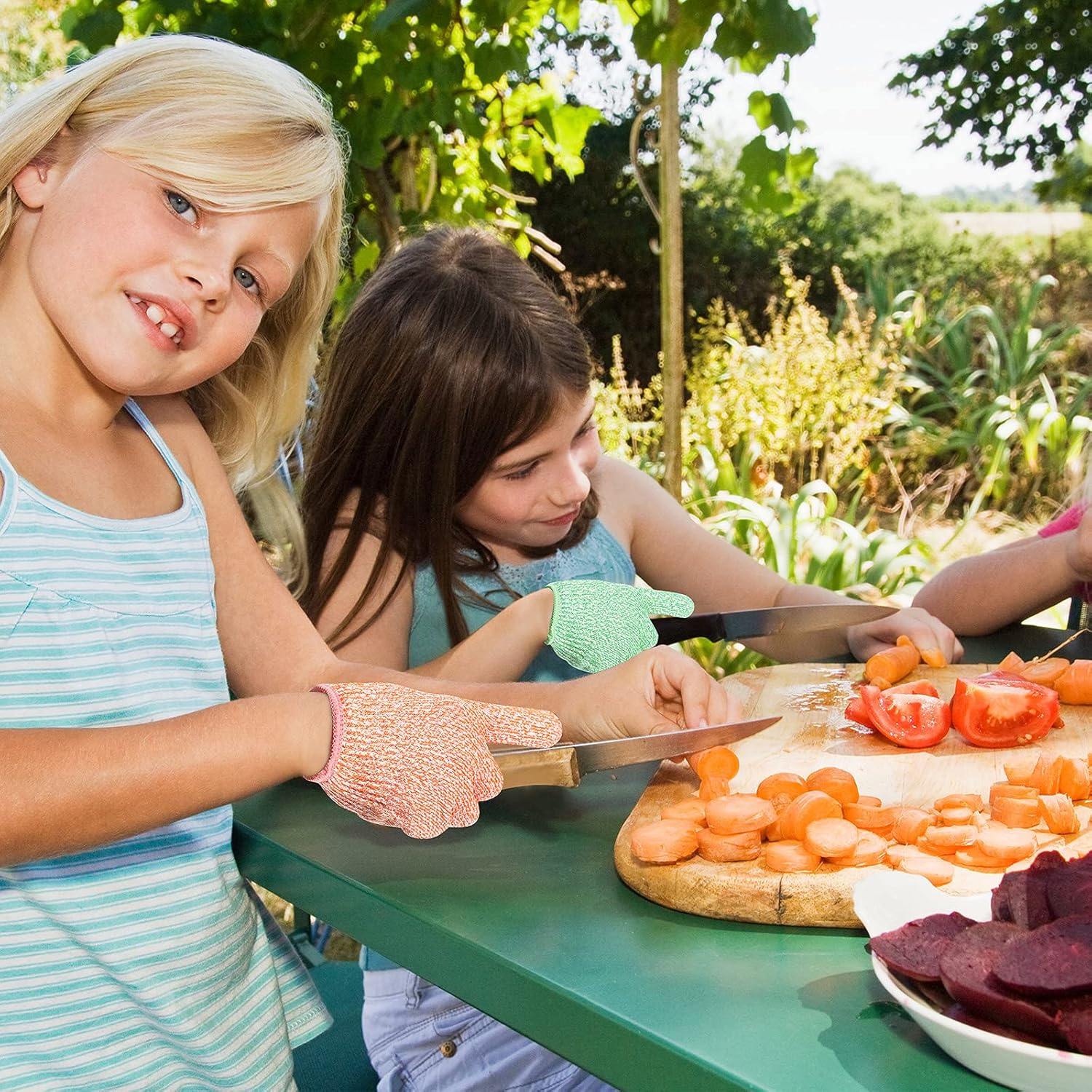 4 Pairs Kids Cut Resistant Gloves Level 5 Safe Gloves Protection for Kitchen Garden, Oyster Shucking, Crafts, DIY - Image 6