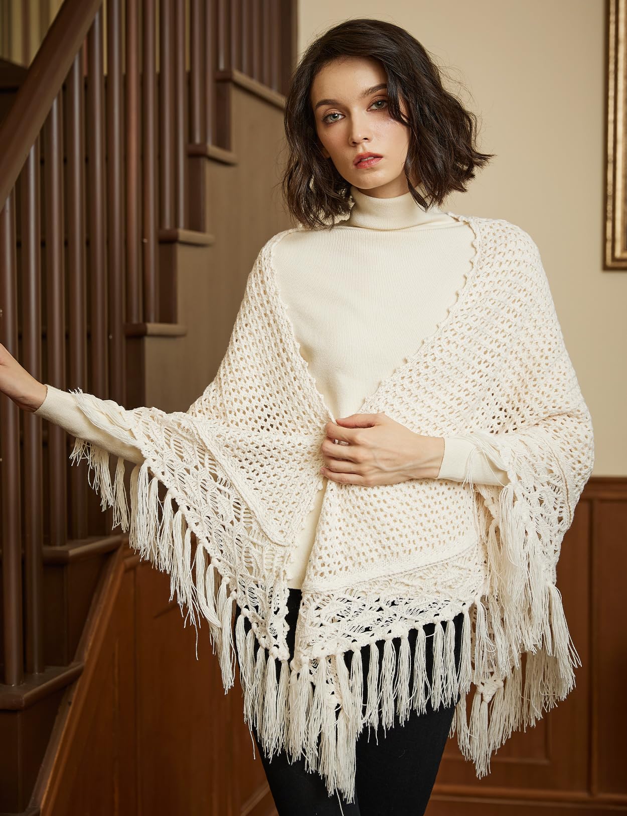 BEAUTELICATE Femme Châle Étole en Tricot Cape Couverture Crochet Tangulaire Foulard Écharpe À Glands Chaud pour Hiver Automne Printemps Cadeaux De Noël