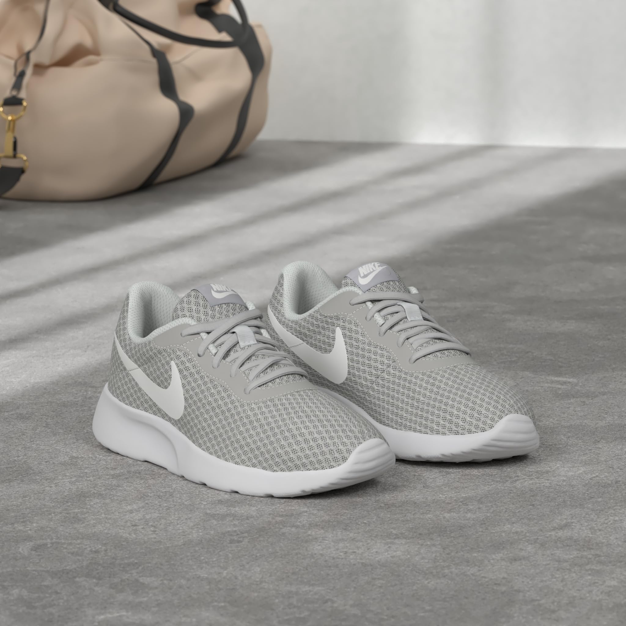 NIKE Wmns Tanjun ZapatillasMujer