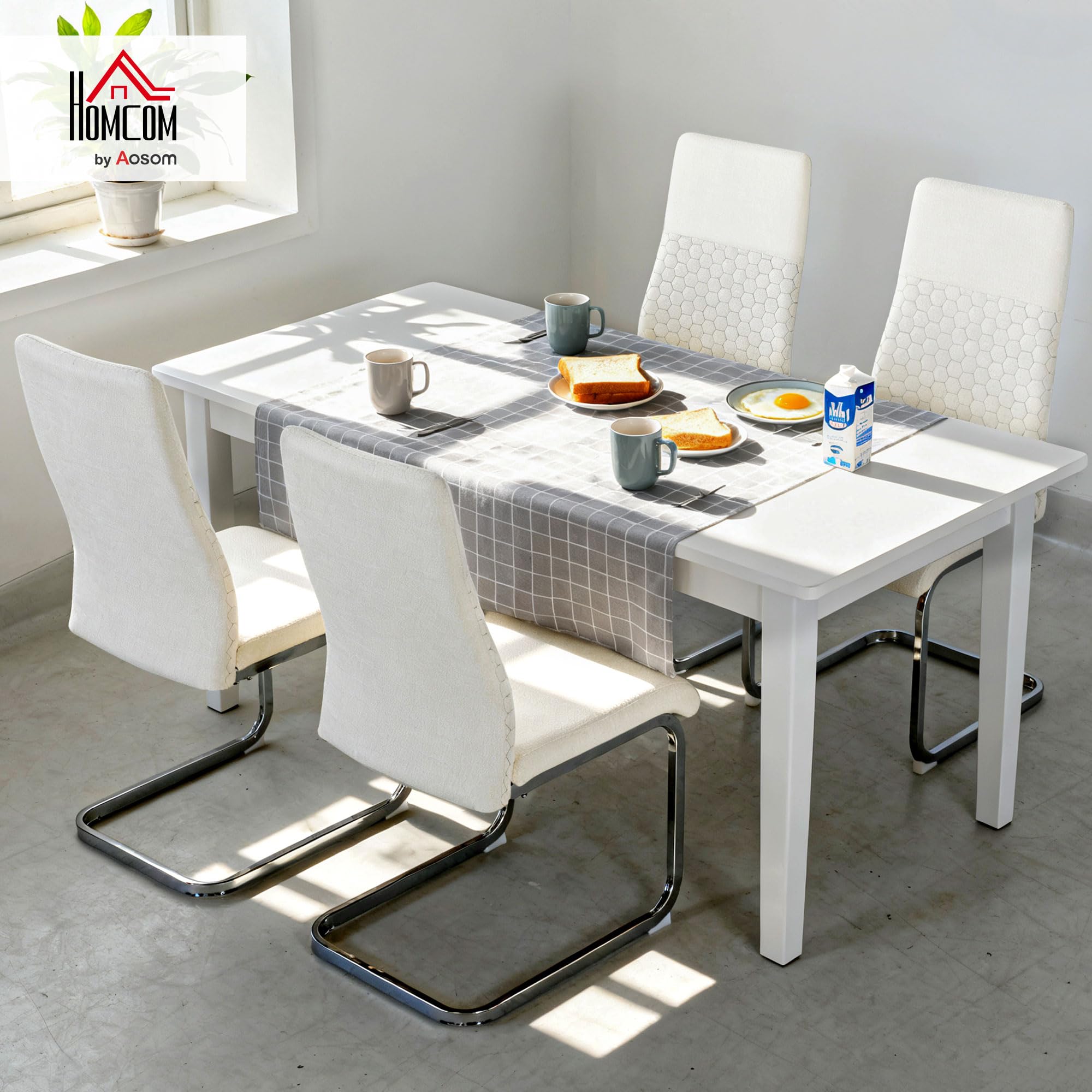 HOMCOM Juego de 4 Sillas de Comedor Asiento y Respaldo Acolchado Crema | Sillas de Cocina, Tapizado en Terciopelo, Patas de Acero, para Oficina, Conferencia, Sala de Estar