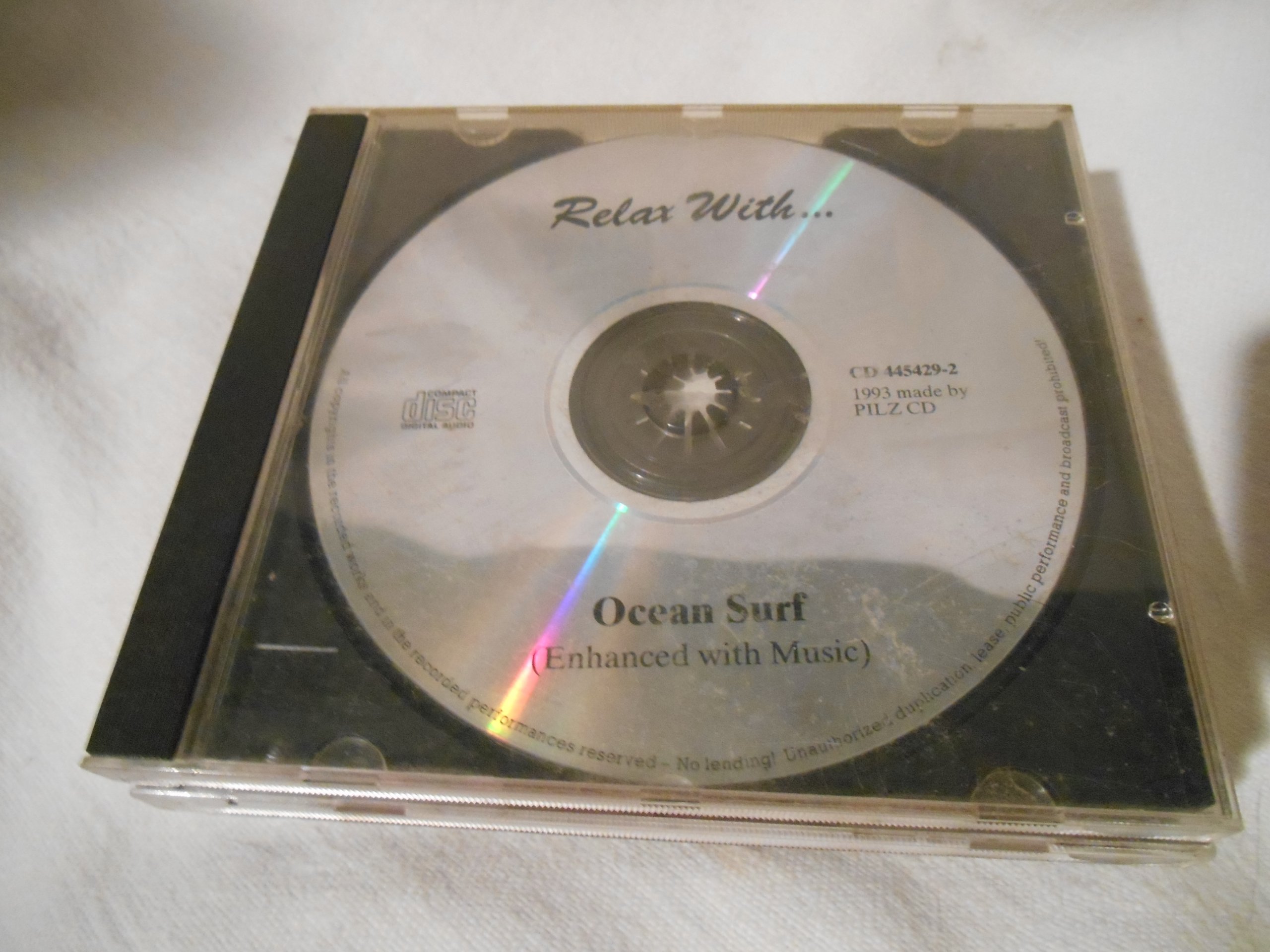 Ocean Relaxing Surf (With Music) [Audio CD]