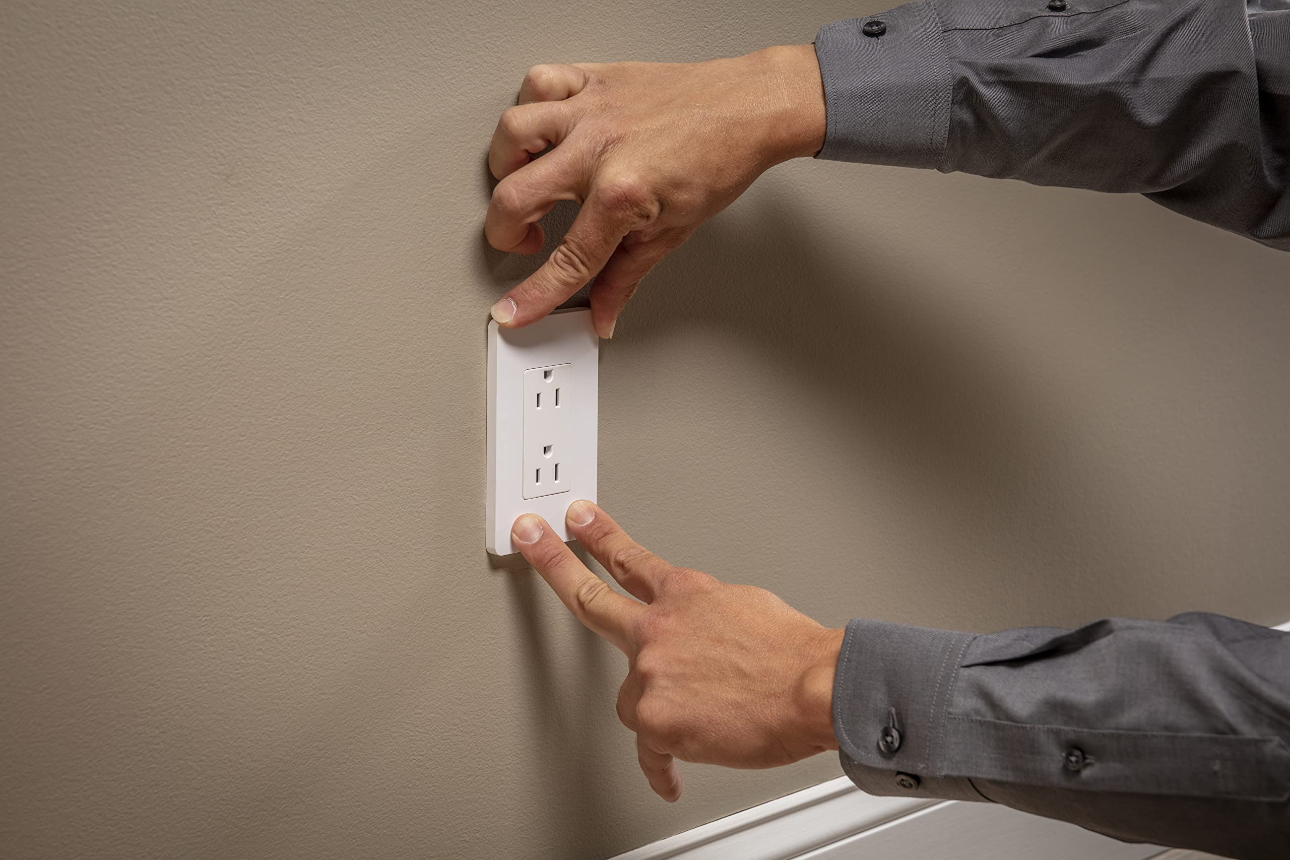 Square D by Schneider Electric Square D X Series USB-A/A and 125