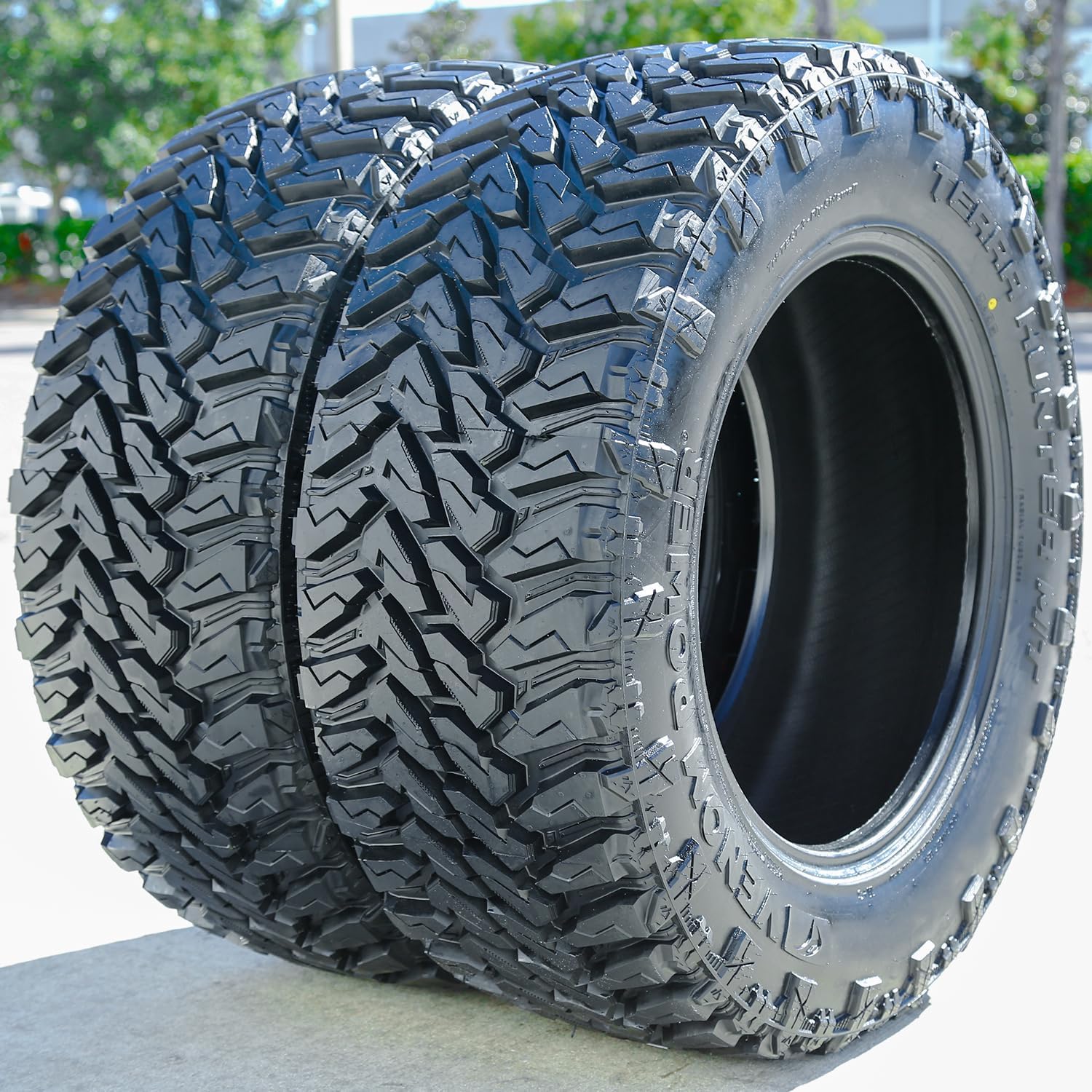 Venom Power Terra Hunter M/T Mud Off-Road Light Truck Radial Tire-LT275/55R20 275/55/20 275/55-20 120/117Q Load Range E LRE 10-Ply BSW Black Side Wall