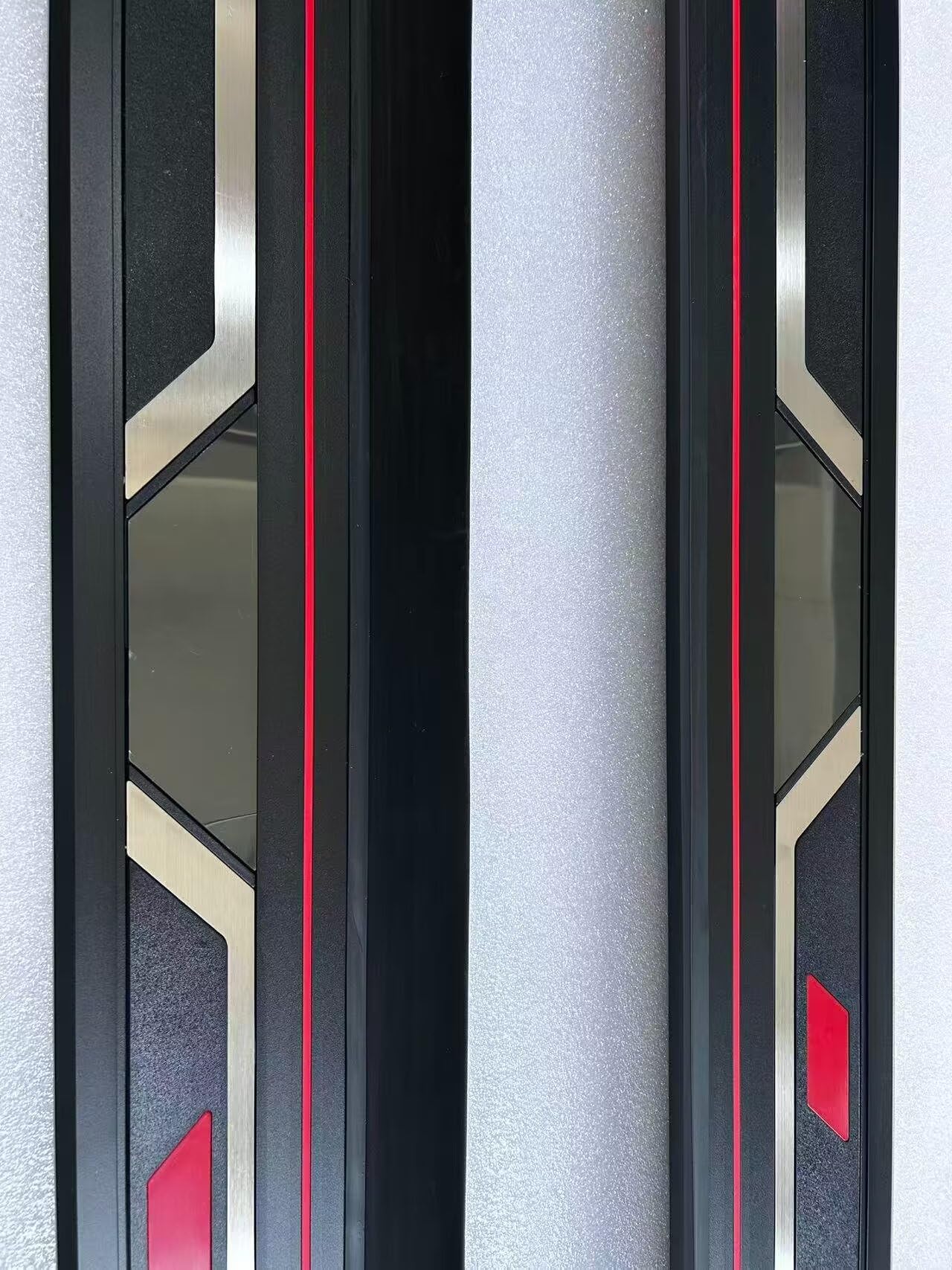 Deski do biegania do Chery TIGGO 4 PRO 2020-2026, 2 szt. aluminiowych stałych stopni bocznych (z uchwytem), zestaw bez wiercenia, zestaw śrub | DIY Project SUV, akcesoria do szyn, czarne (1 zestaw