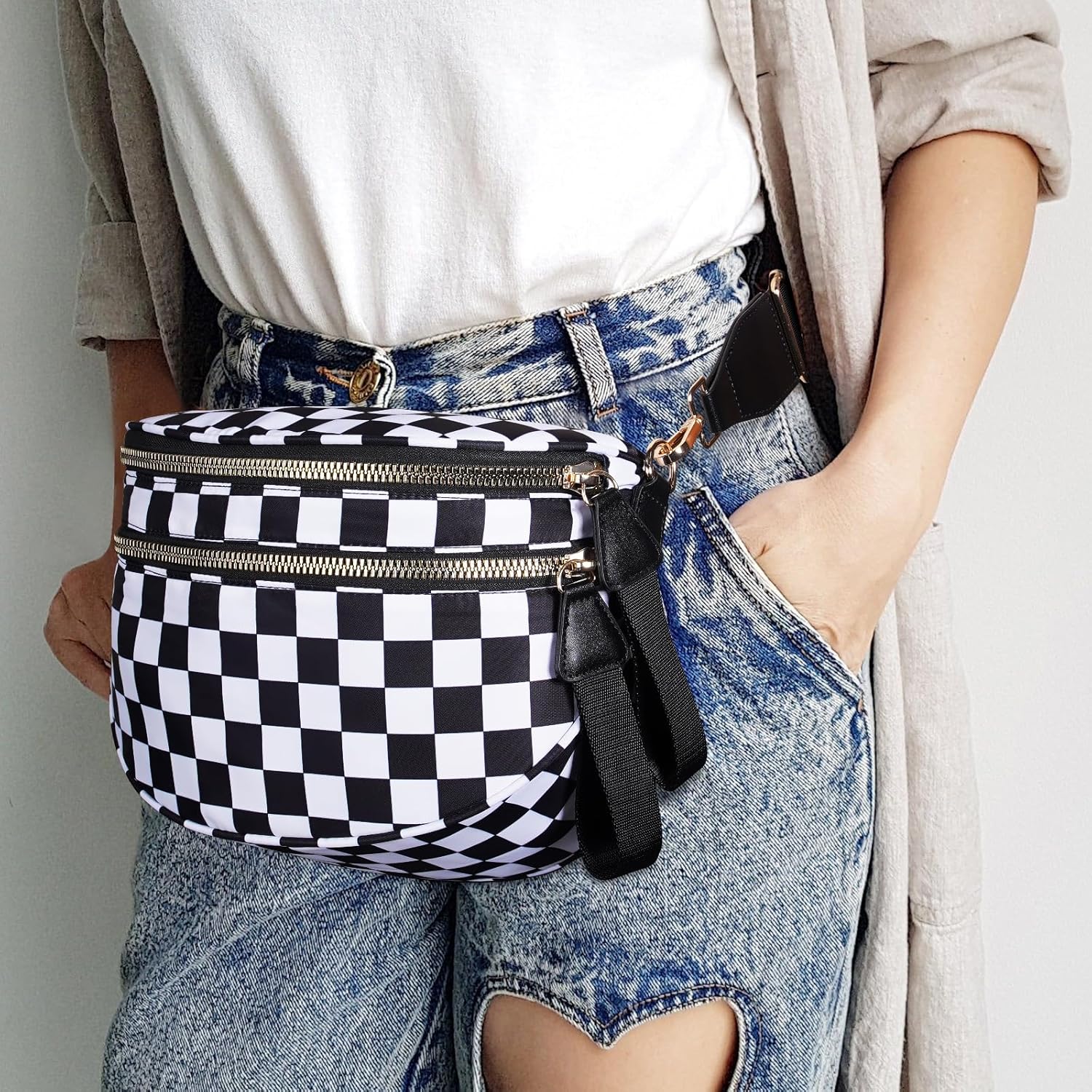 Checkered Crossbody Bag Nylon Bum Bags for Women Spacious Handbags Checkered Purse Fanny Packs with Shoulder Strap