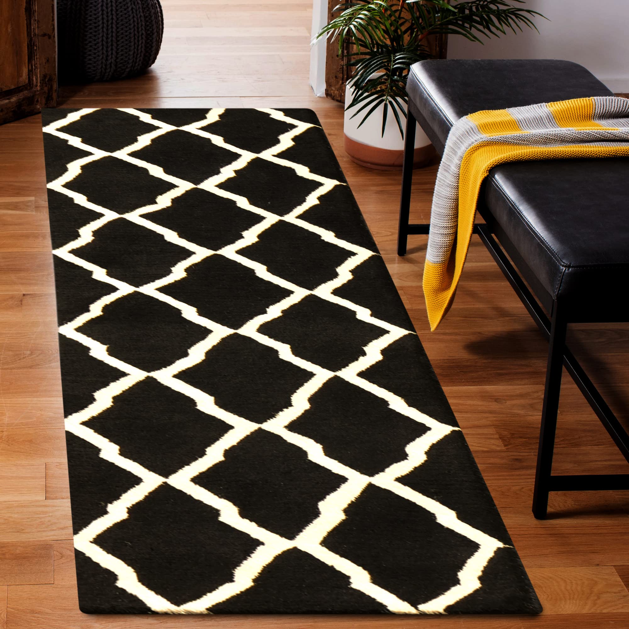 Bunkar Carpets Runner Rug | Beautiful Modern Interior Carpet for Living Room, Bed Room, Kitchen | Sofa Floor - Handmade Pure Wool - Criss Cross Design (Beige, 2.5 Feet x 7 Feet)