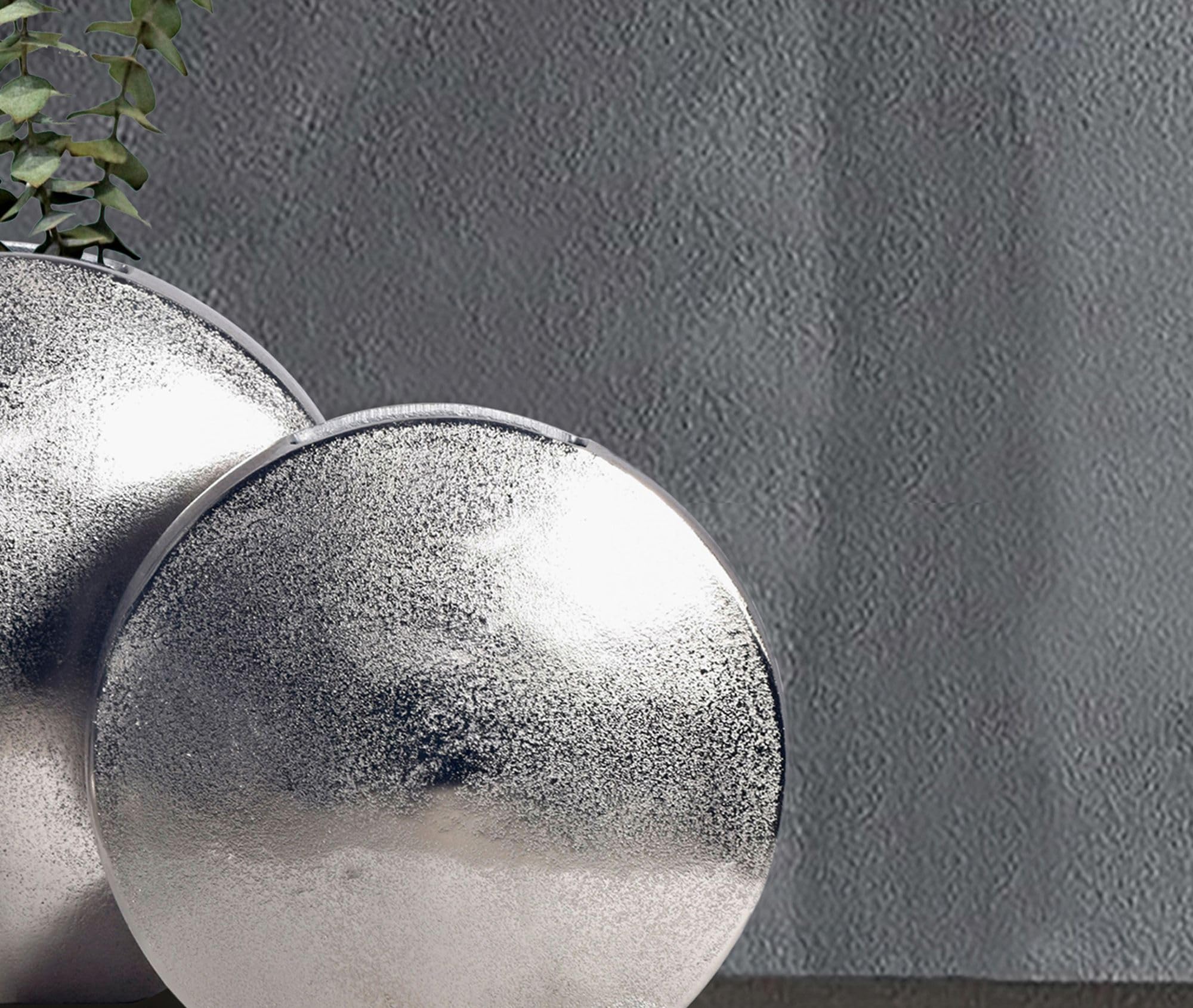 WOHNLING Dekovase 2er Set Aluminium Silber Rund, Blumenvase | Designvasen in 2 Größen als Eyecatcher, Tischvasen Metall stilvoll, Vasen handgefertigt, jedes Set ein Unikat