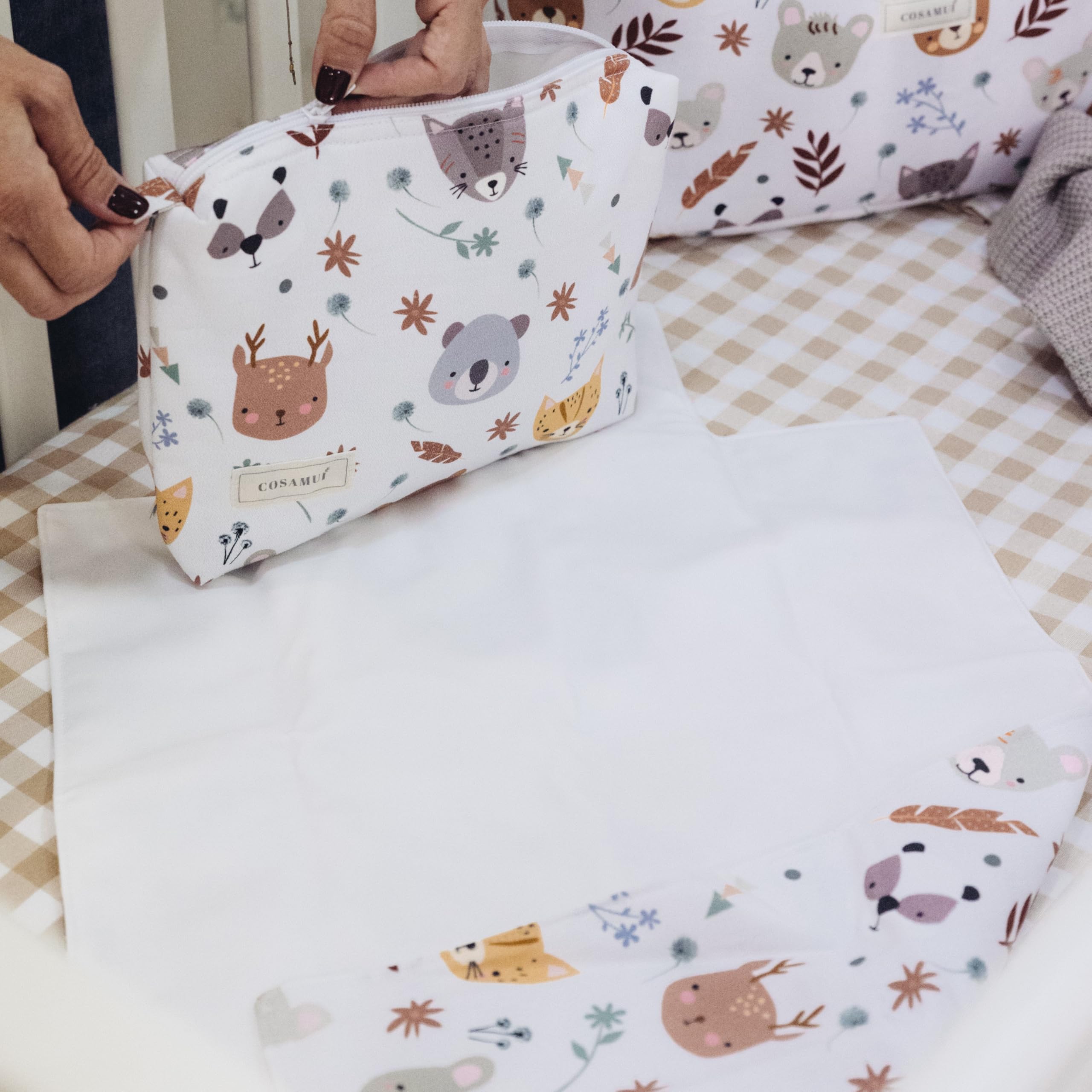 Confezione per bambino fasciatoio pieghevole portatile e beauty case - Impermeabile - neonato - 100% cotone esterno - Made in Spagna (animale bosco, confezione camb + trousse