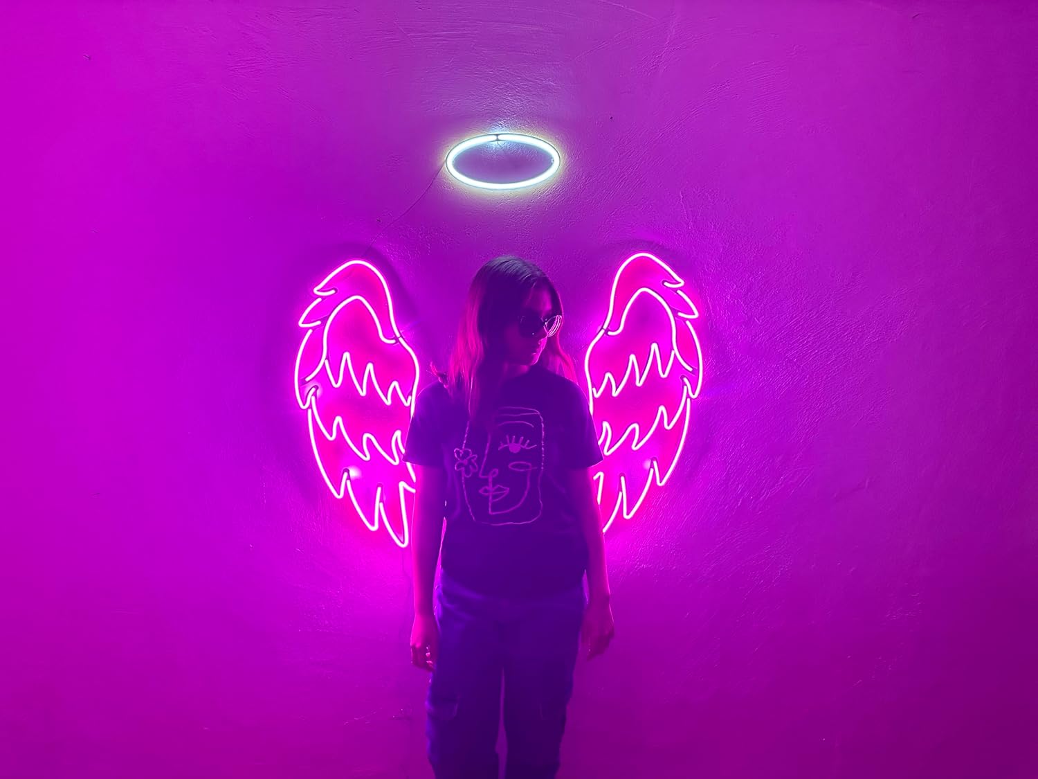 Angel Wings Wall Decor, Neon Metal Wall Art, Girls Room Neon Sign, Kids Room Wall Decor, Led Wall Sign, LED Light Decor, Home Office Living Room Hotel Bar Shop Cafe Wall Decor (With Remote Control)