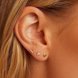 アクセサリー Petit Wave PAIR Pierced Earrings Intertwined LOVE Morse Code Earrings | APM Monaco