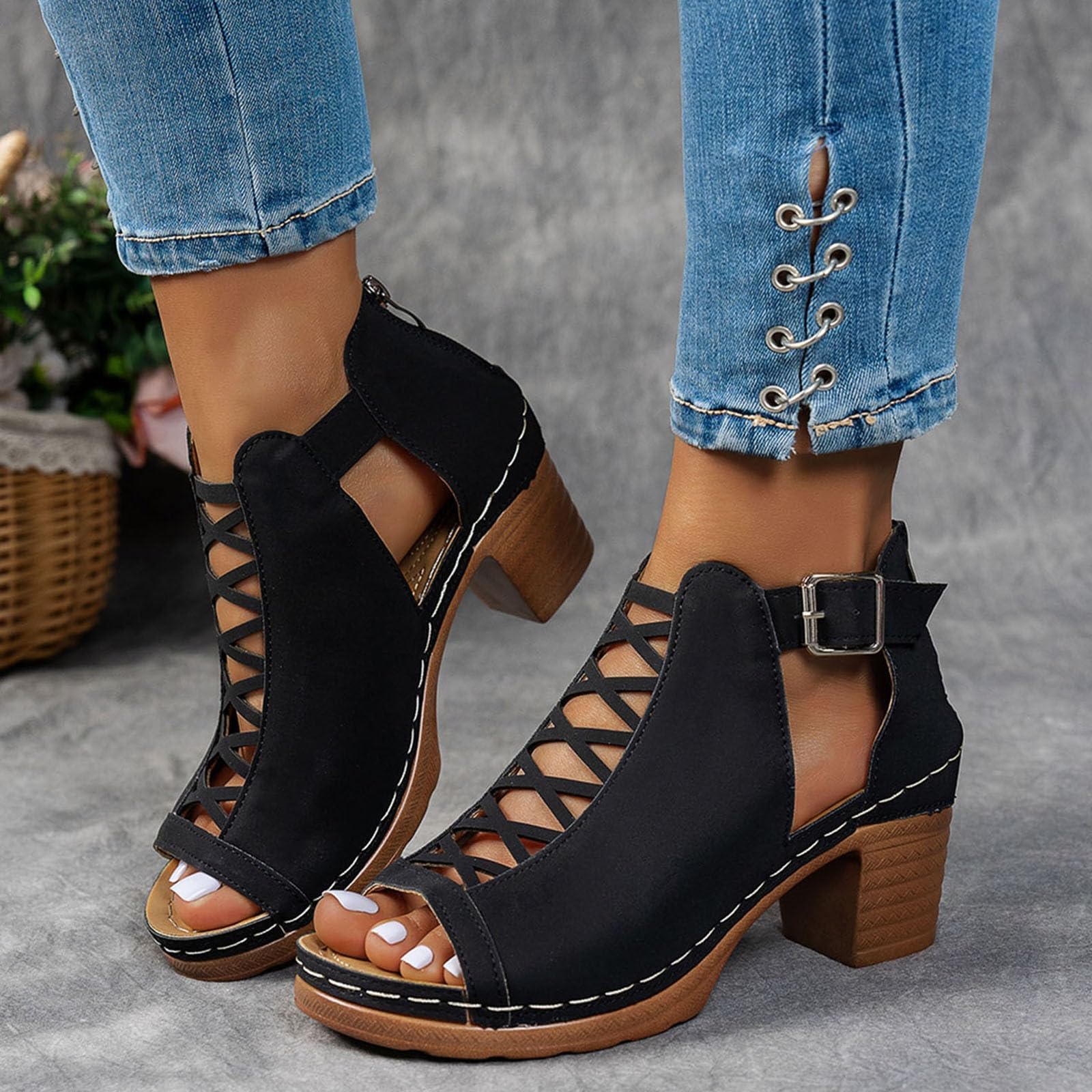 GenericSummer Sandals for Women High Heels Sandals Peep Toe Adjustable  Buckle Stacked Heels Wide Fit Wedge Heel Shoes Casual Summer Shoes