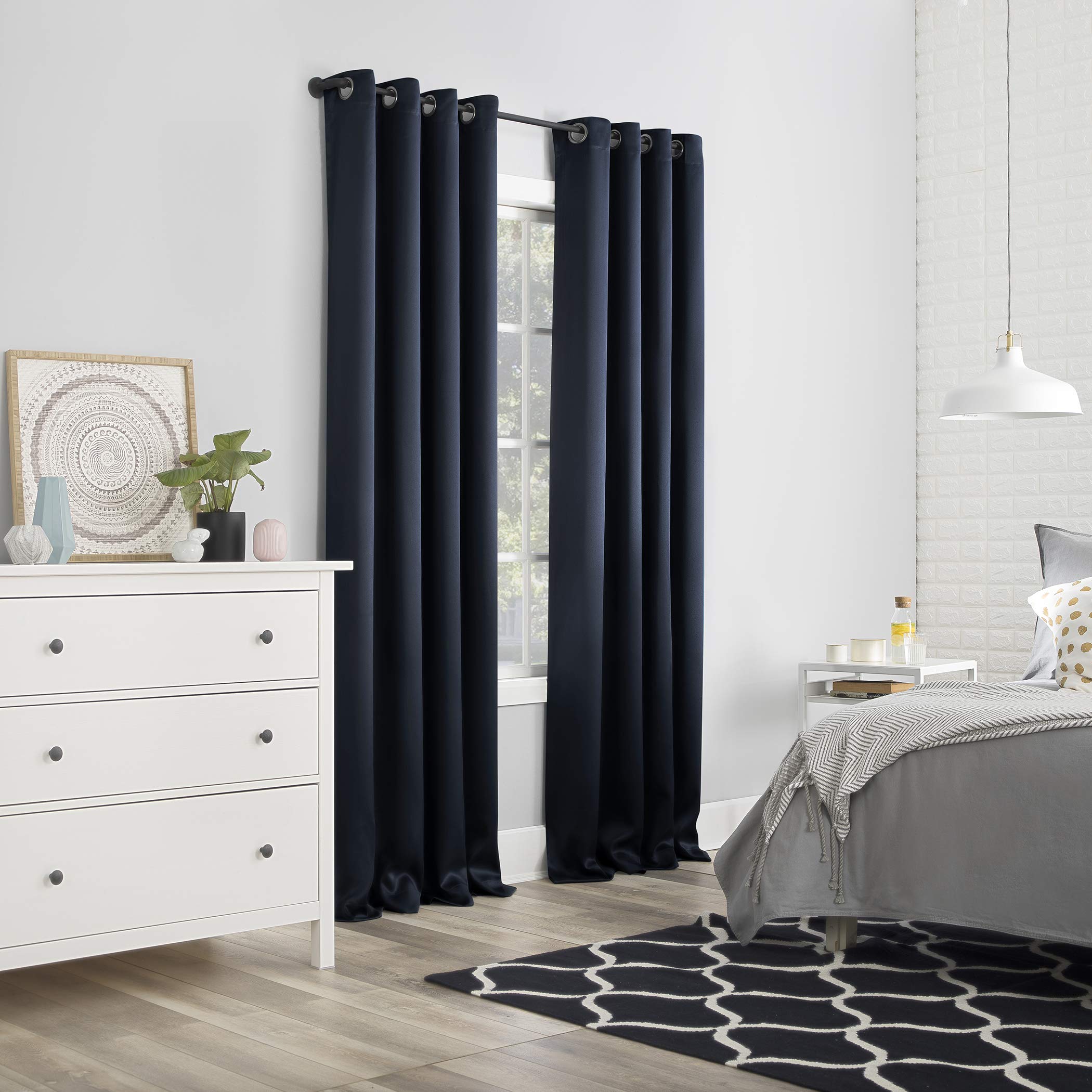 Sun Zero Nordic - Confezione da 2 tende a pannelli, 100% oscuranti, 132 x 274 cm, colore: blu navy