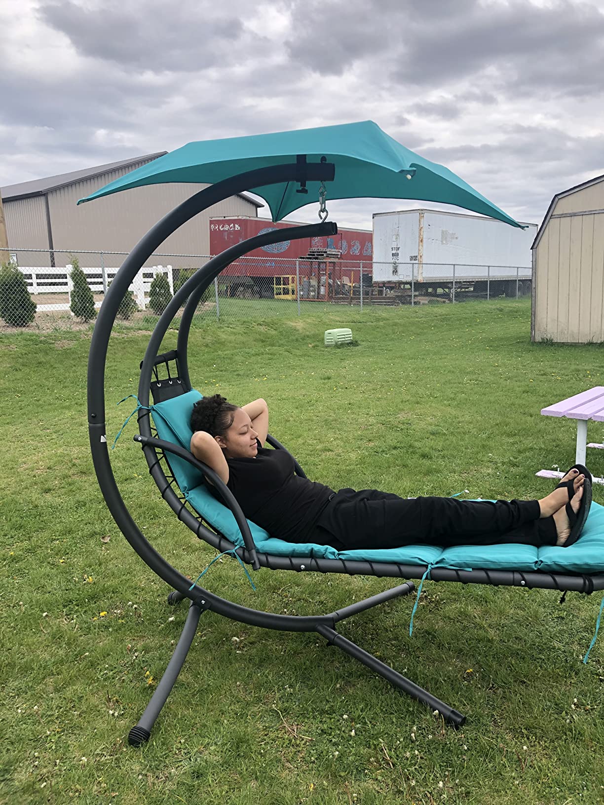 Hanging Curved Steel Curved Chaise Lounge Chair Swing Curved