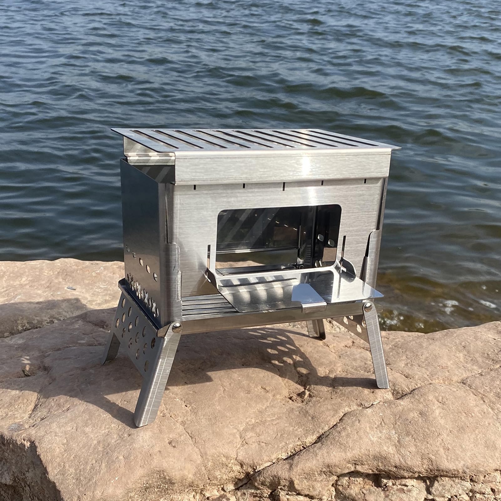 Barbecue Pliable, Réchaud À Bois Portable de 21 X 19 X 13 cm, Idéal pour Le Camping, la Randonnée, Les Pique-Niques Les Fêtes D'Avant-Match Les Voyages en Camping-Car et Les Parcs