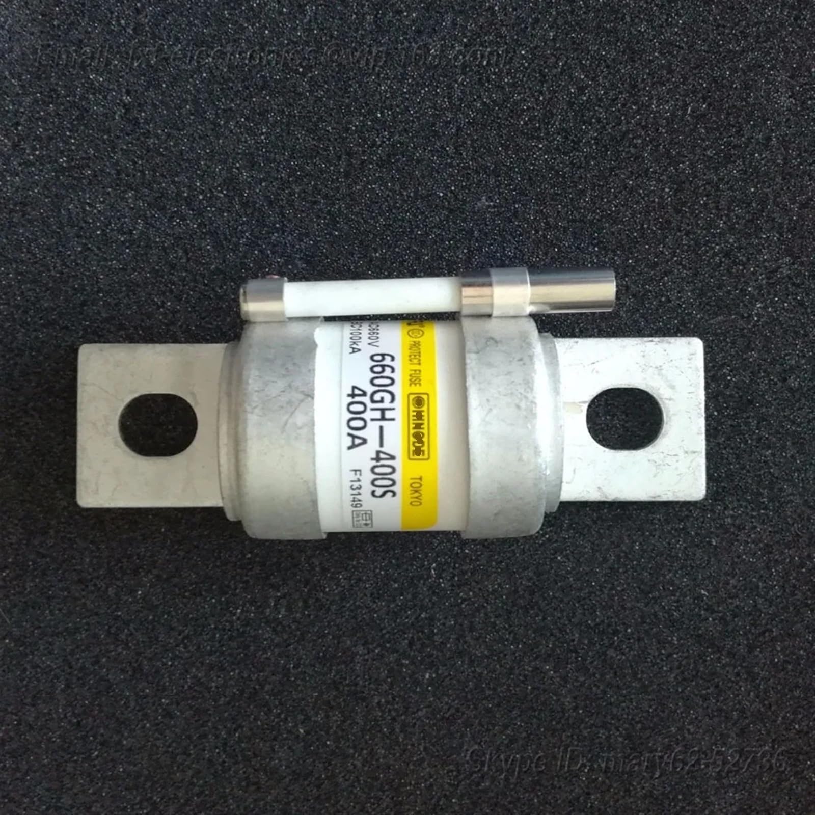 Fusible céramique Basse Tension RGS11aR 250V pour protection électrique domestique
