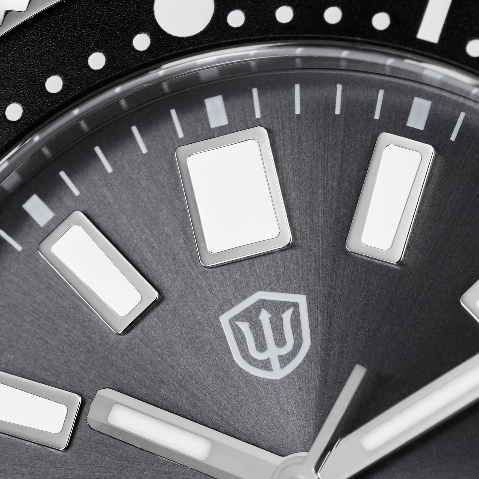 watchdives WD1965 VH31 Quarzuhren, 62MAS Taucheruhr 38mm Gewölbtes Saphirglas Luxus-Armbanduhr 200M wasserdichte Uhren