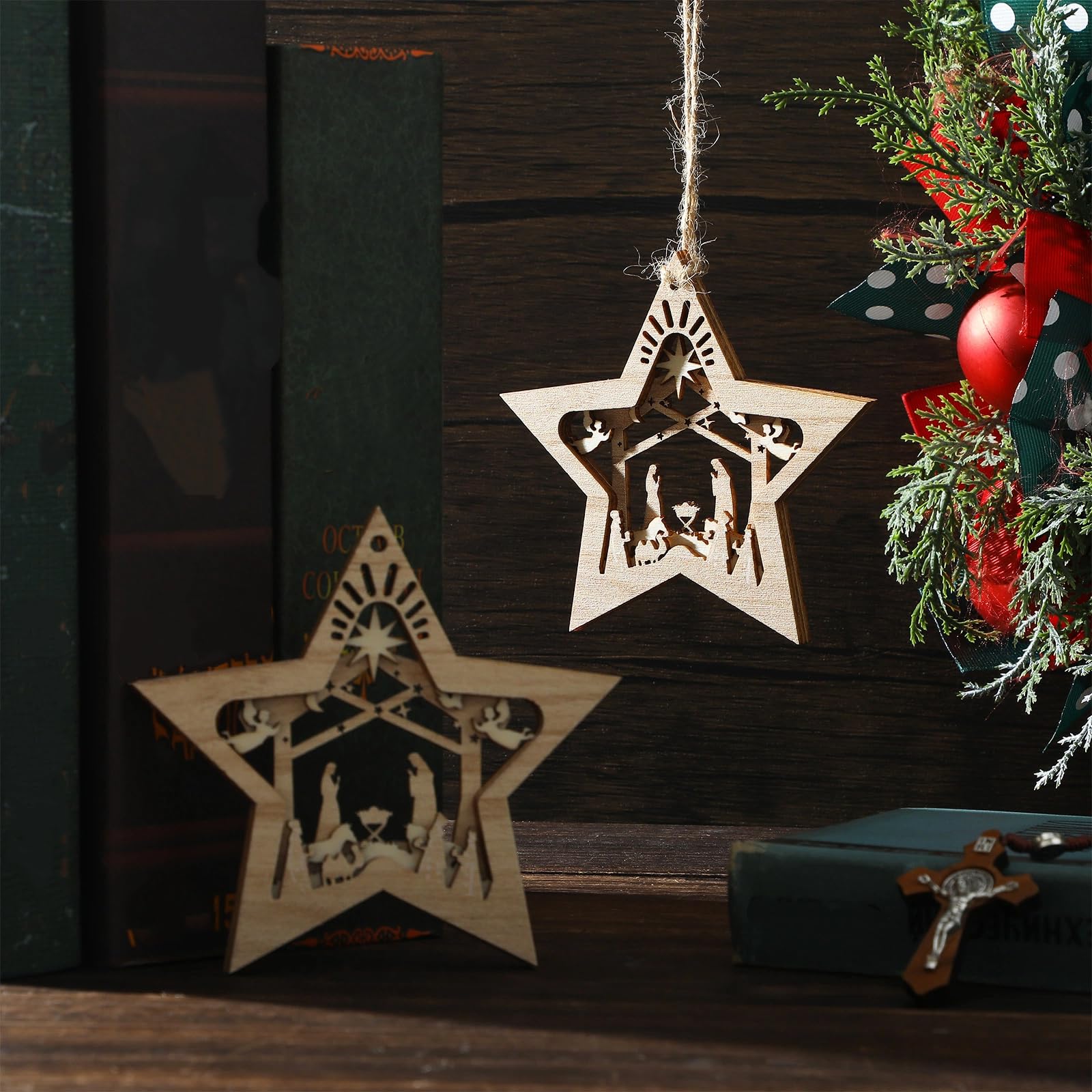 Décorations de crèche de Noël en bois à suspendre à plusieurs couches - Décoration souvenir de la naissance de Jésus - Cadeau religieux pour la famille (en forme d'étoile, 24 pièces)