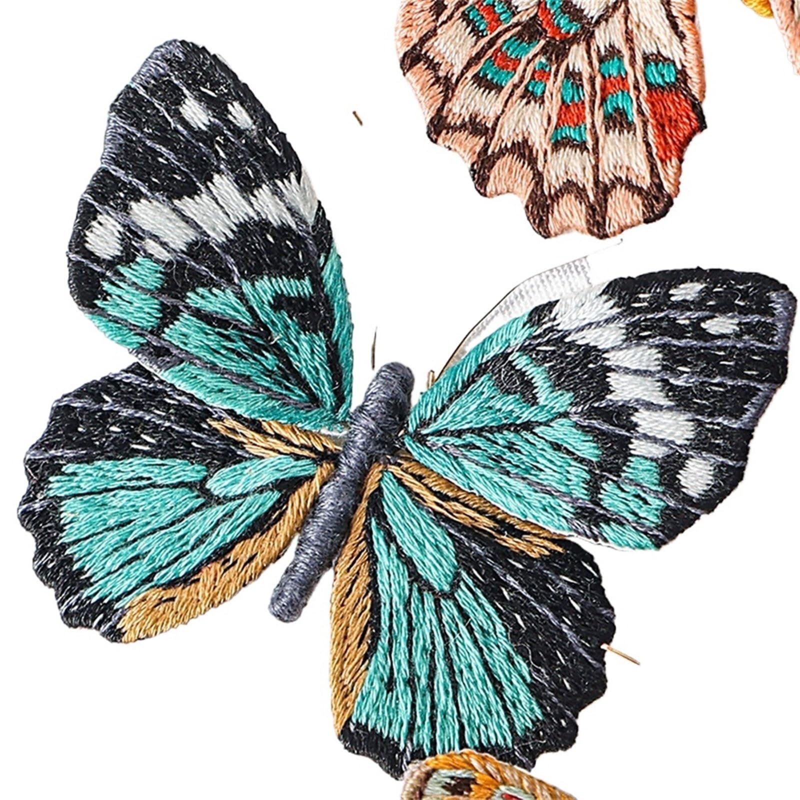 LKLNKVL embroidery, Embroidery Kit， Beginner Butterfly Kits with Hoop DIY Hand Brooch Kit(Embroidery Kit K)
