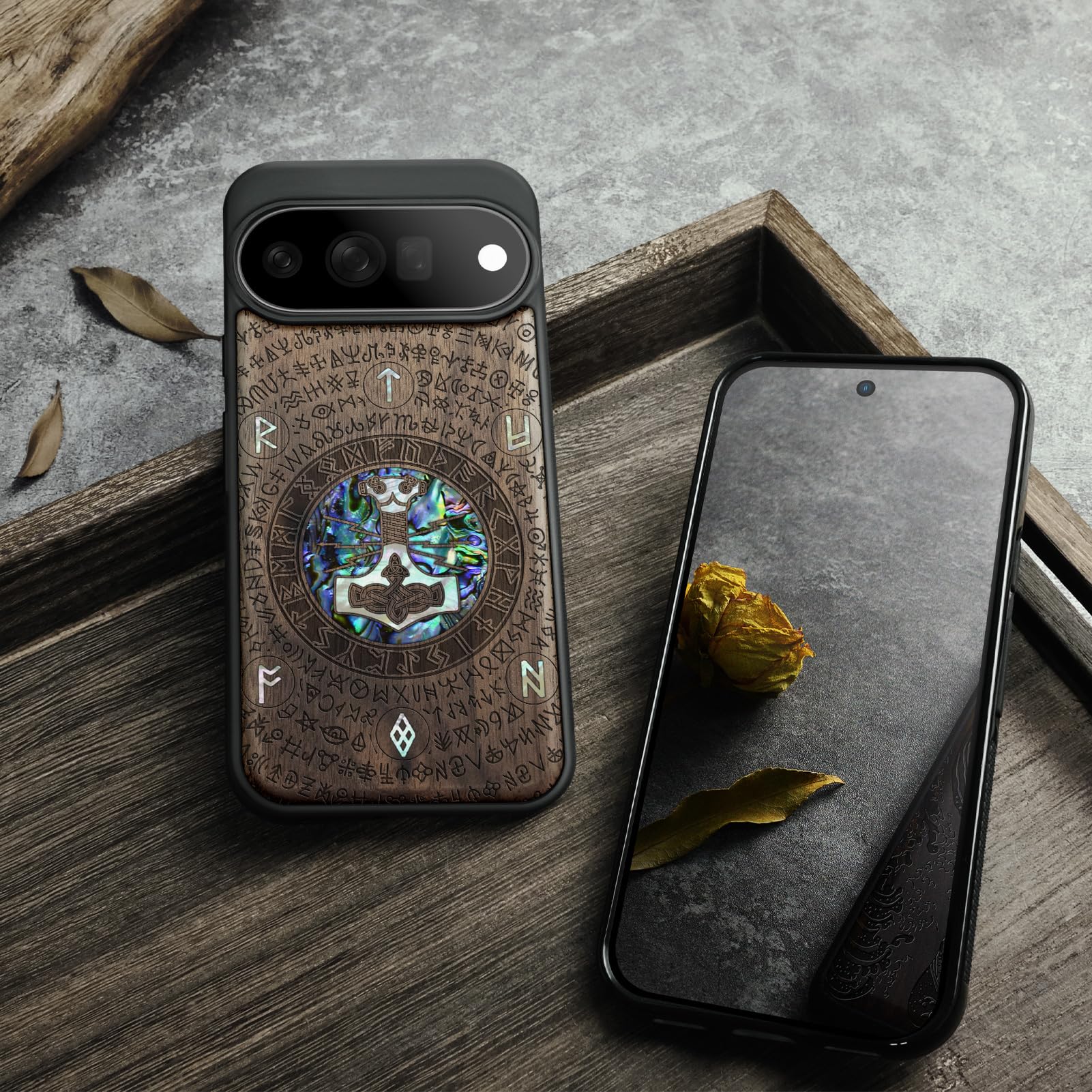 Carveit Madera Funda para Google Pixel 11 Pro (Nogal-Martillo) | Compatible con MagSafe [Grabado en madera e incrustación de mejillones] Magnética Cover para Pixel 11 Pro Carcasa
