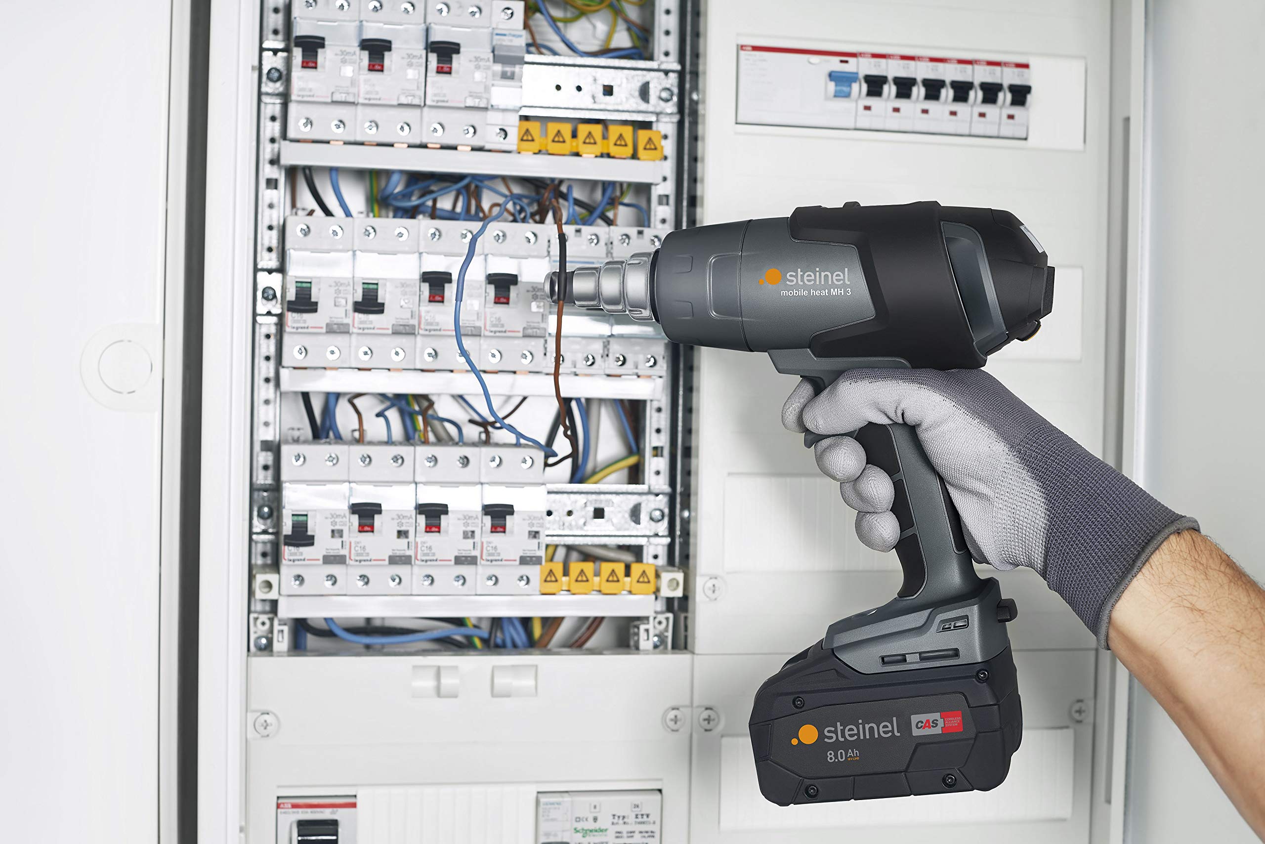 Steinel Pistolet à air chaud sans fil mobile heat MH5 avec batterie 8 Ah et chargeur, décapeur thermique professionnel 18 V en mallette, 500 °C|300 l/min