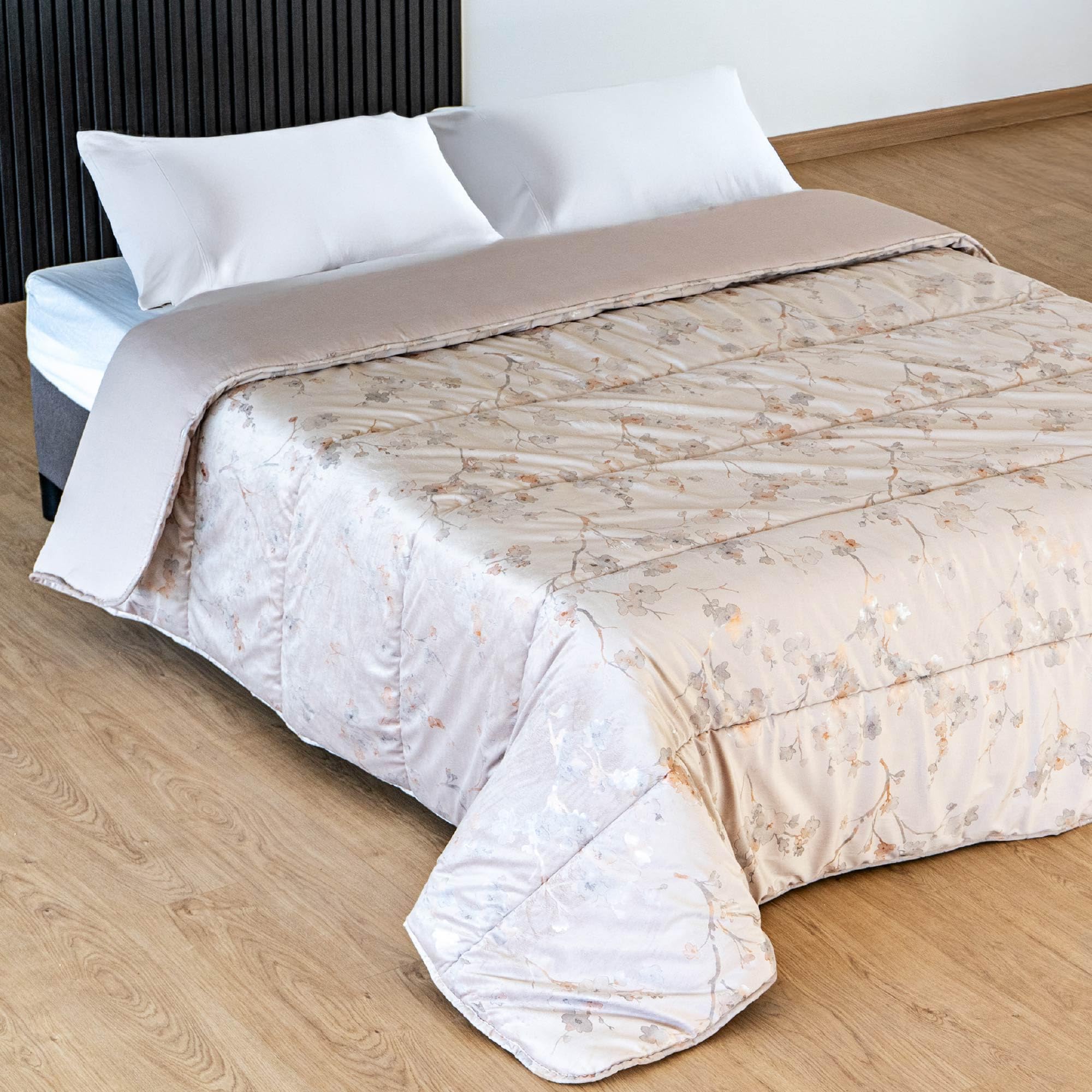 IlGruppone Trapunta Invernale Matrimoniale in Velluto con Stampa Digitale – Piumone Due Piazze Elegante e Morbido 500gr – Piumino Caldo Made in Italy - Fiorepescobeige - Matrimoniale
