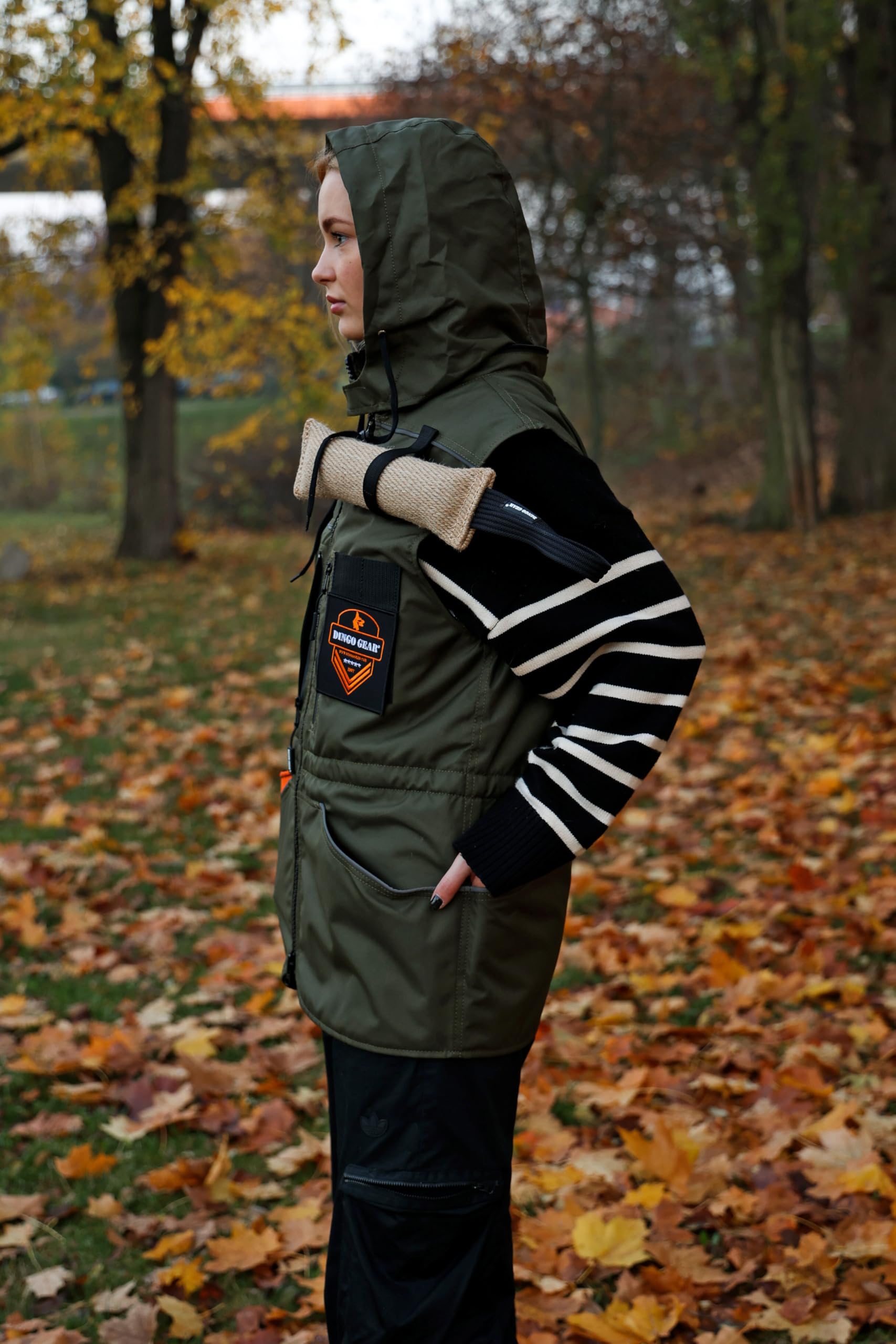 DINGO GEAR - Chaleco de entrenamiento con capucha para todas las estaciones