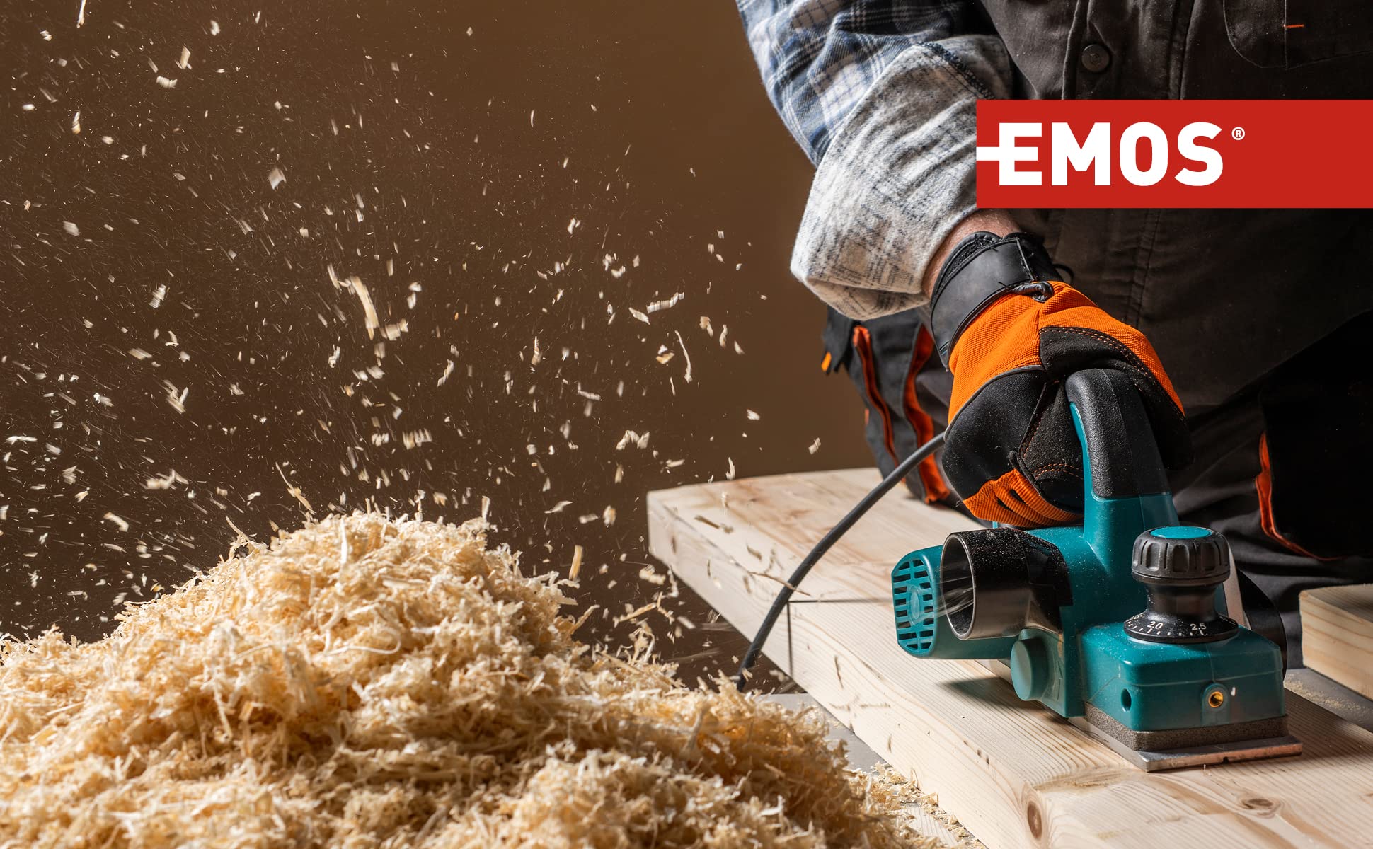 Emos - Prolunga con 2 prese Schuko, 15 m, doppia prolunga, 2 prese con contatto di protezione & Cavo di prolunga con 2 prese Schuko, 10 m, doppia prolunga, 2 prese con contatti di protezione