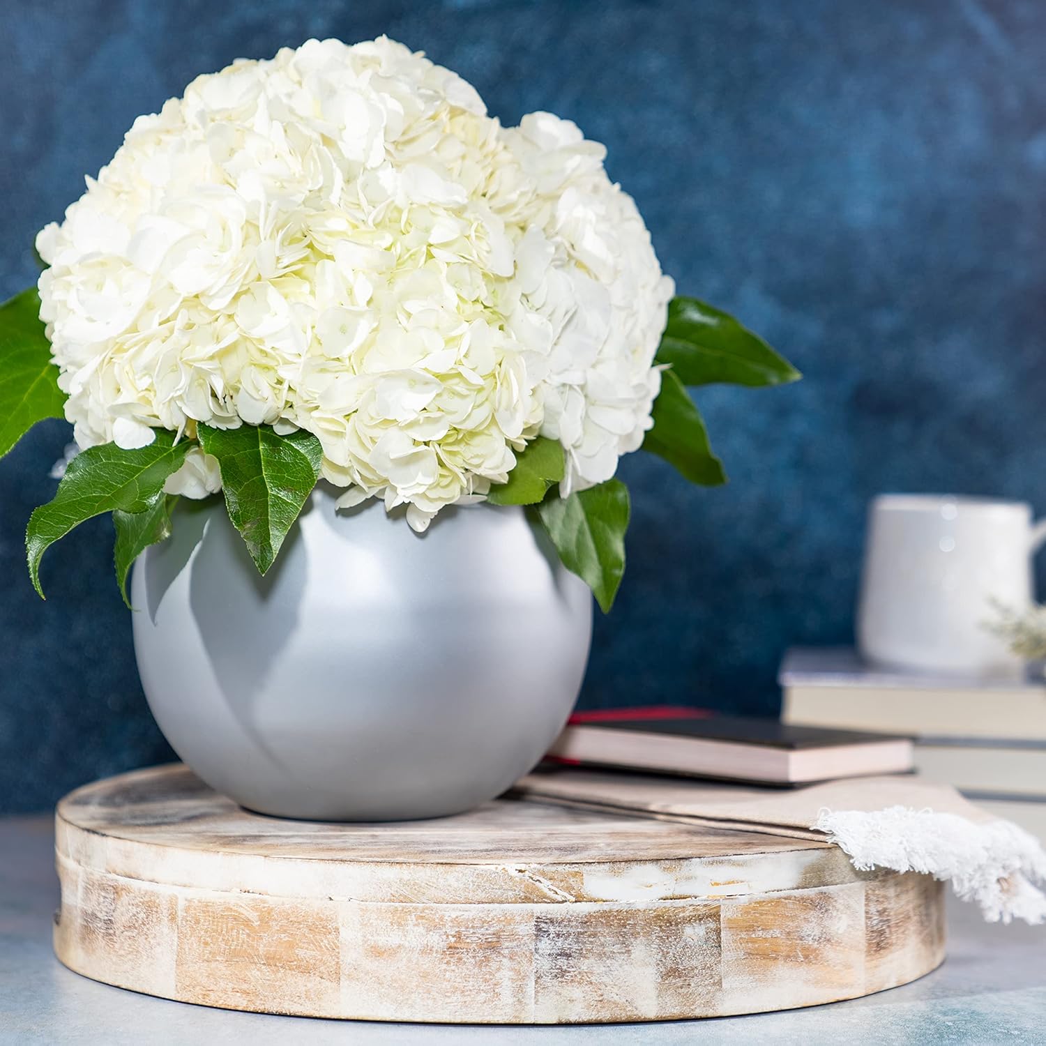 Walbrook Silver Vase - Decorative Flower Centerpiece, Small Modern Vase for Decor