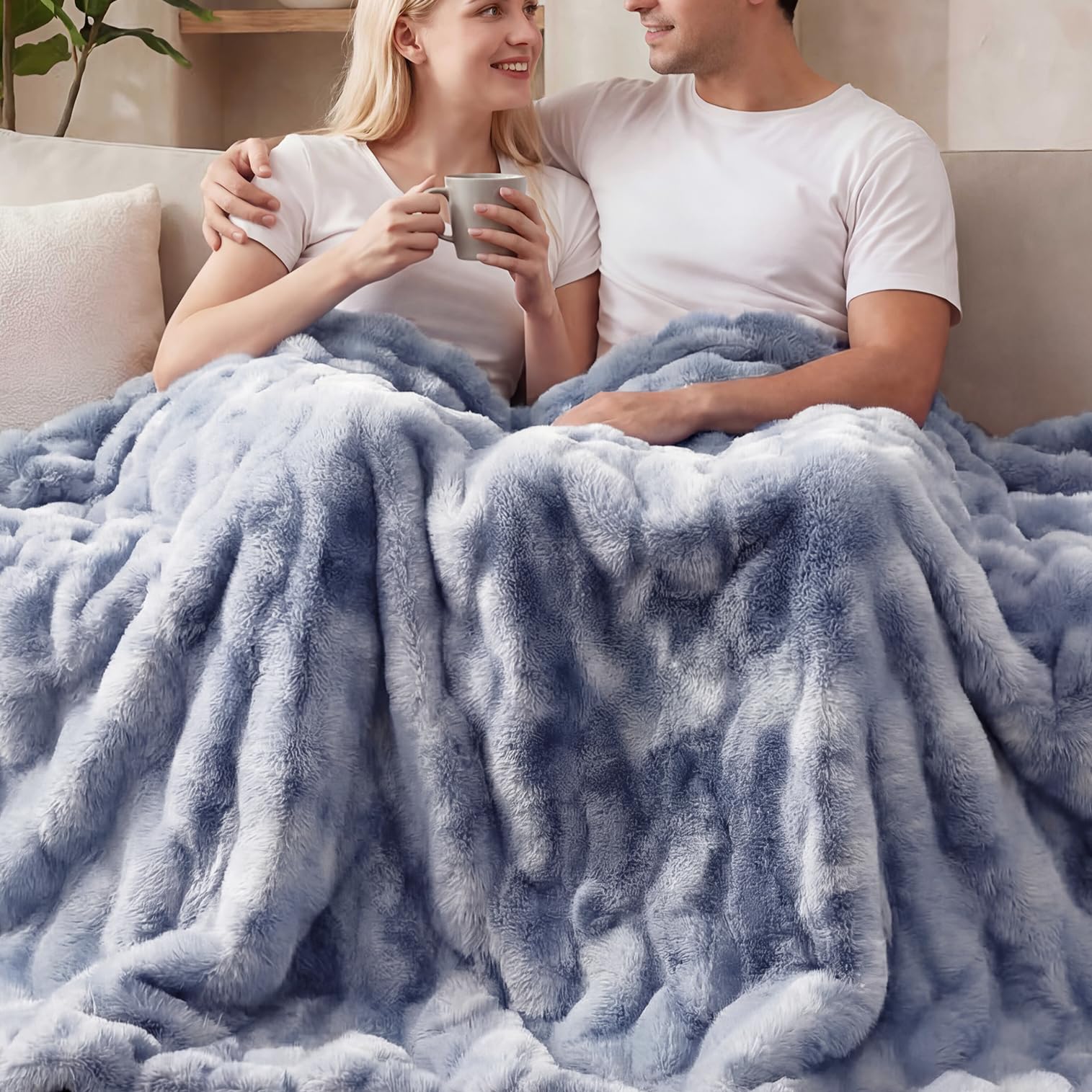 Orinova Tie-Dye Blue Cozy Faux Fur Throw Blanket For Couch Bed Living Room 152X203cm Furry Soft Fluffy Thick Warm Blanket For Winter Home Gifts 860 Gsm