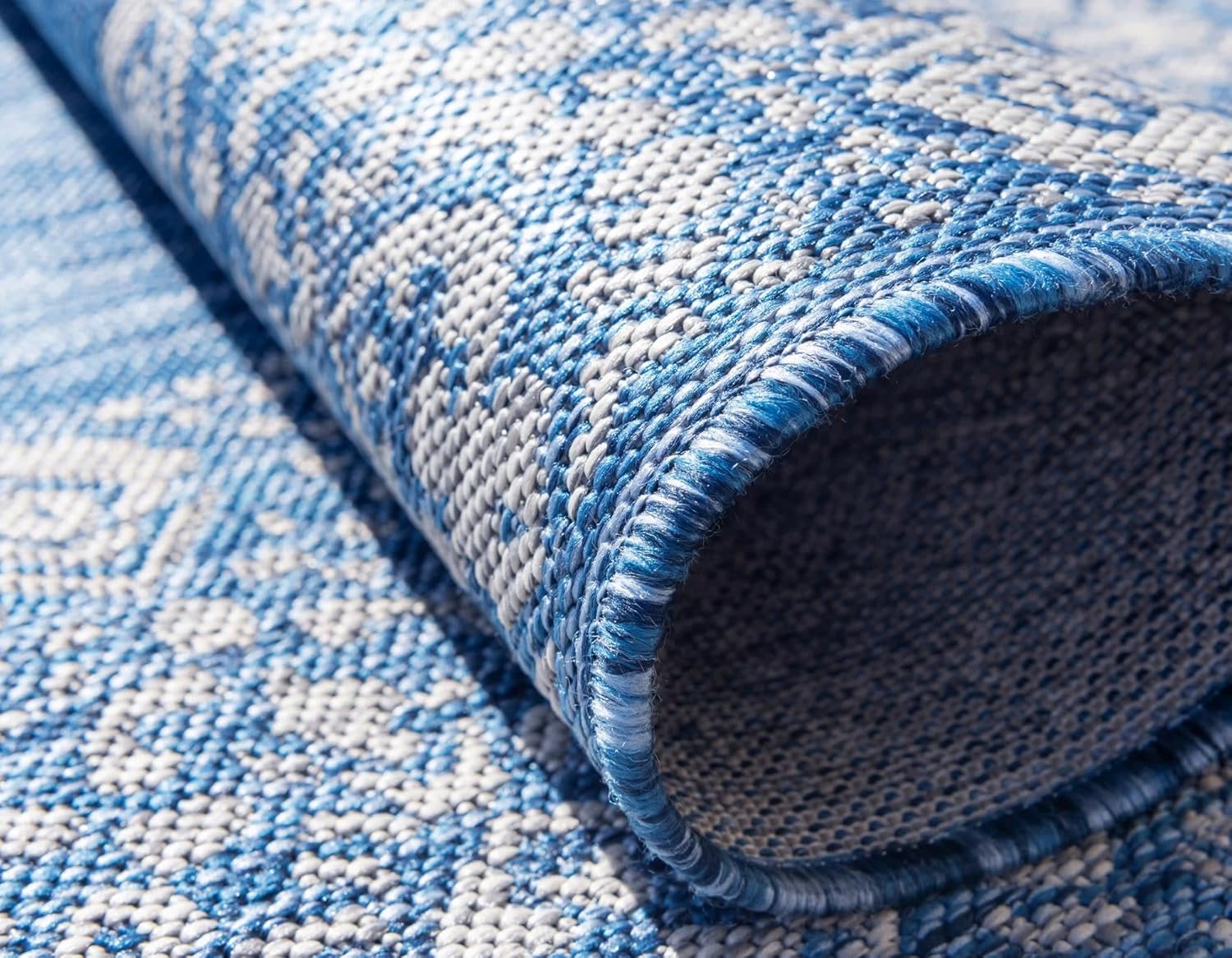 Unique Loom Outdoor Border Collection Area Rug - Floral Border (5' 1" x 8' Rectangle, Blue/ Ivory)