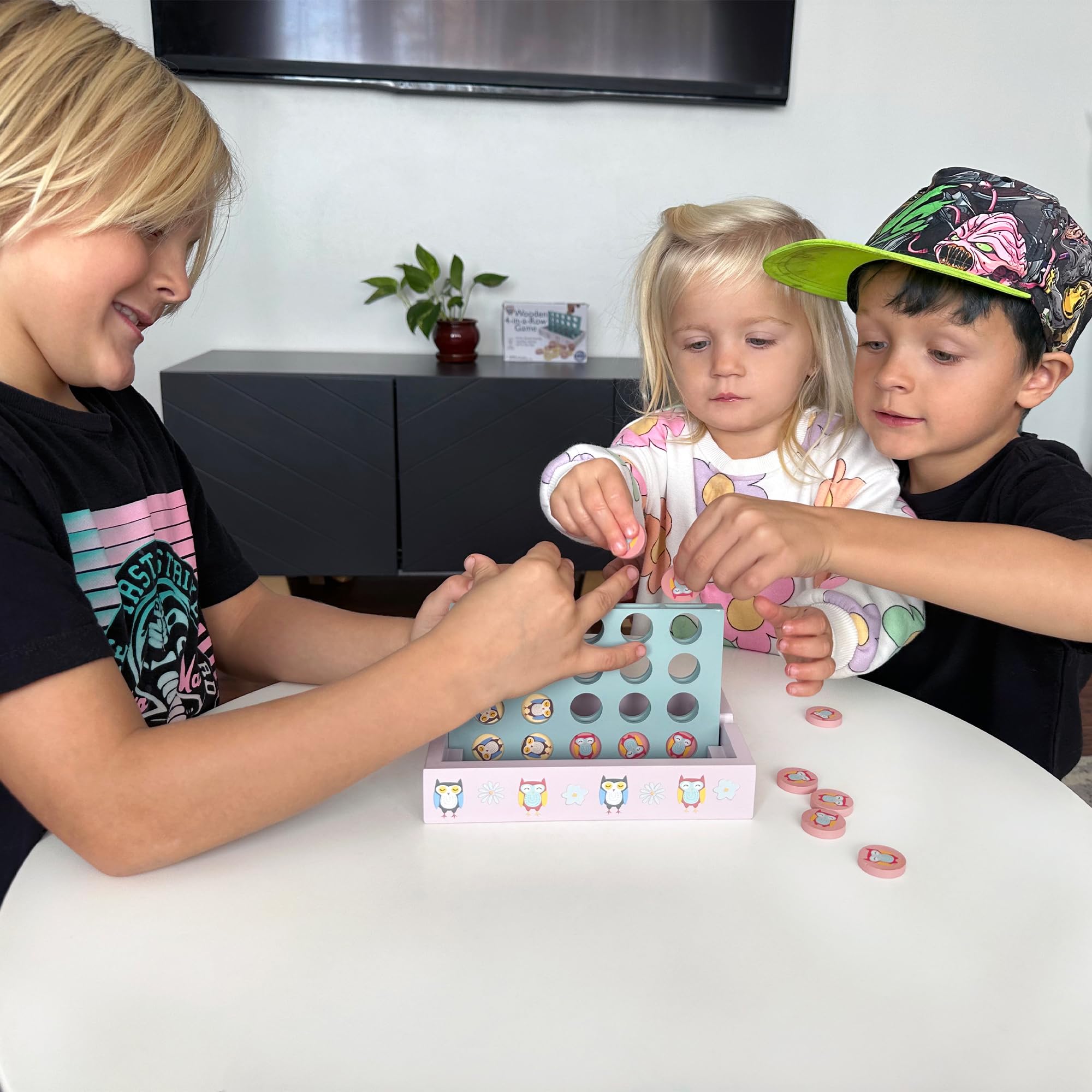 House of Marbles Wooden 4-in-a-Row Game, Classic Connect Strategy Board Game, Fun for Kids and Adults Perfect Family Entertainment - Image 4