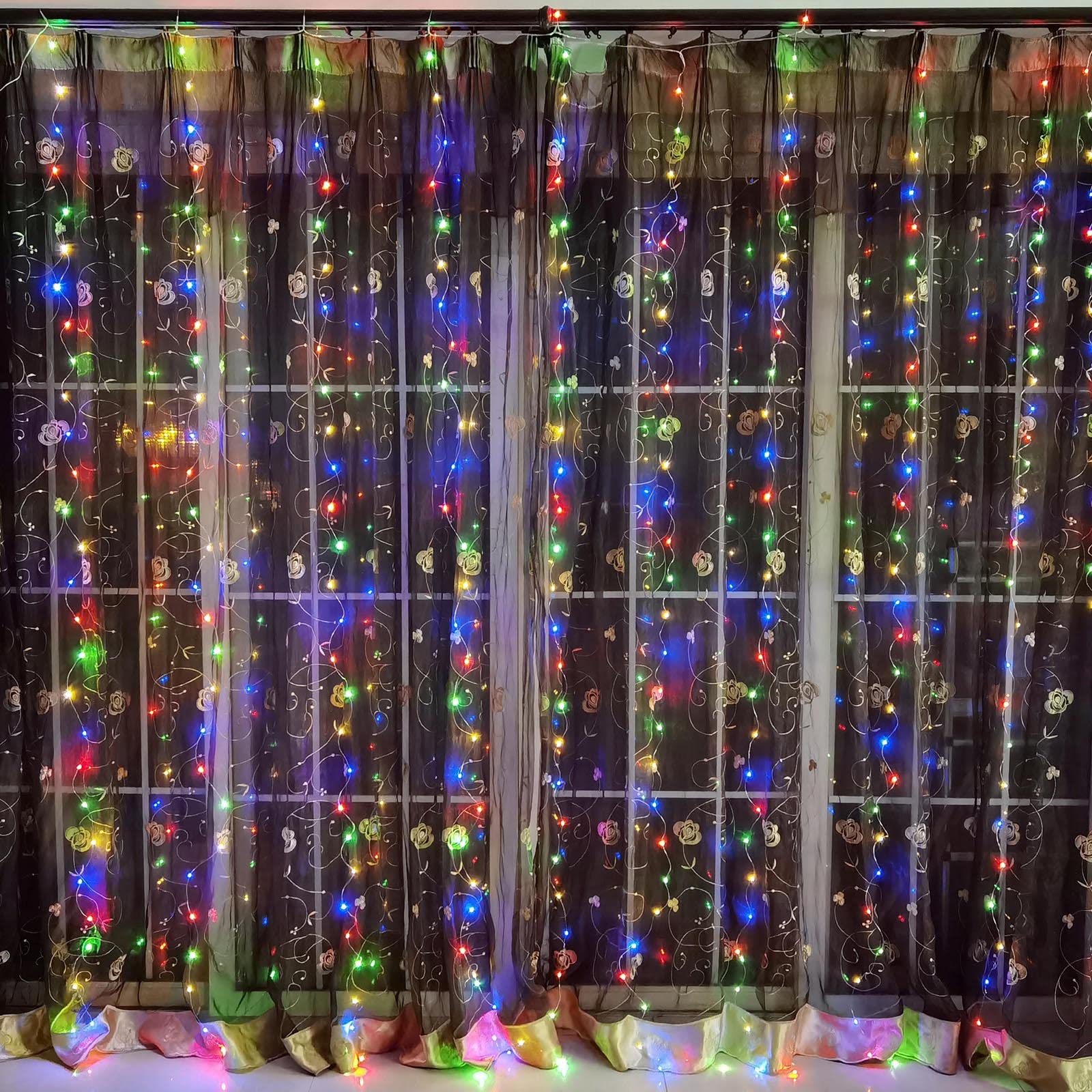 Guirlandes lumineuses de rideau de fenêtre scintillantes guirlandes lumineuses à suspendre pour décoration de chambre à coucher avec 8 modes de lumières de Noël alimentées par USB pour fête de maria