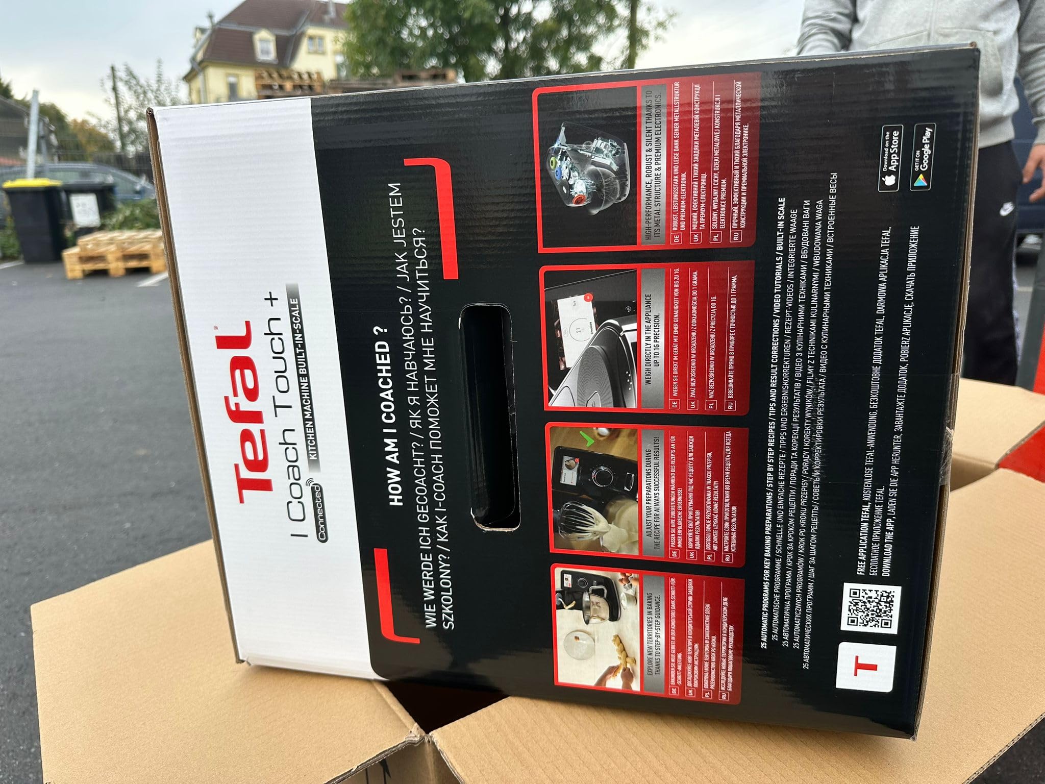 Tefal I-Coach Touch +, robot kuchenny ze zintegrowaną wagą, przepisy Step-by-Step, 25 automatycznych programów, miska 5,5 l, połączenie WiFi, ekran dotykowy 4,3", 1200 W, czarny, QB960DF0