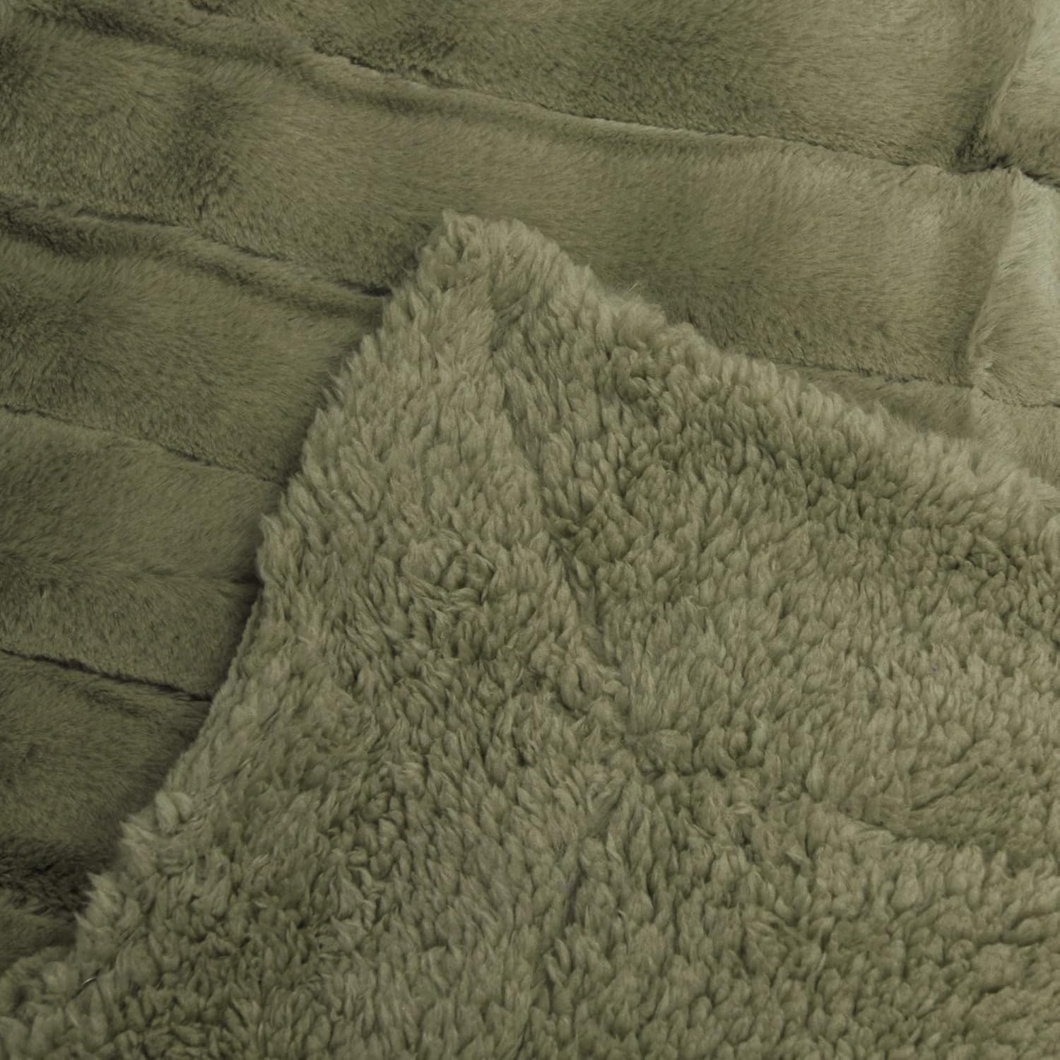 Home Soft Things Super Mink Faux Fur Throw, 50'' x 60", Olive, Luxurious Fluffy Cozy Elegant Fuzzy Blanket with Sherpa Backing for Couch Living Room Bedroom Home Décor