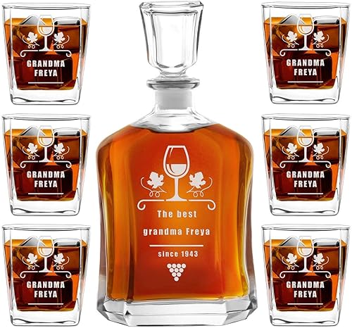 Maverton Jarra de whisky + 6 vasos con grabado - Decantador de licores clásicos de 23 onzas líquidas para hombre - Elegante juego de whisky para él