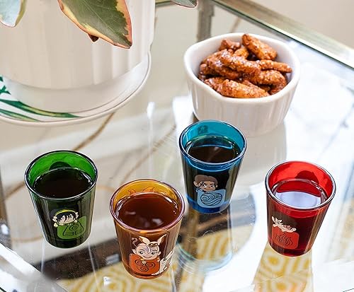 Miniatura 6 de Avatar: The Last Airbender Chibi Characters - Mini vasos de vidrio de 2 onzas, juego de 4 | Vasos de whisky para bar en el hogar, decoración de