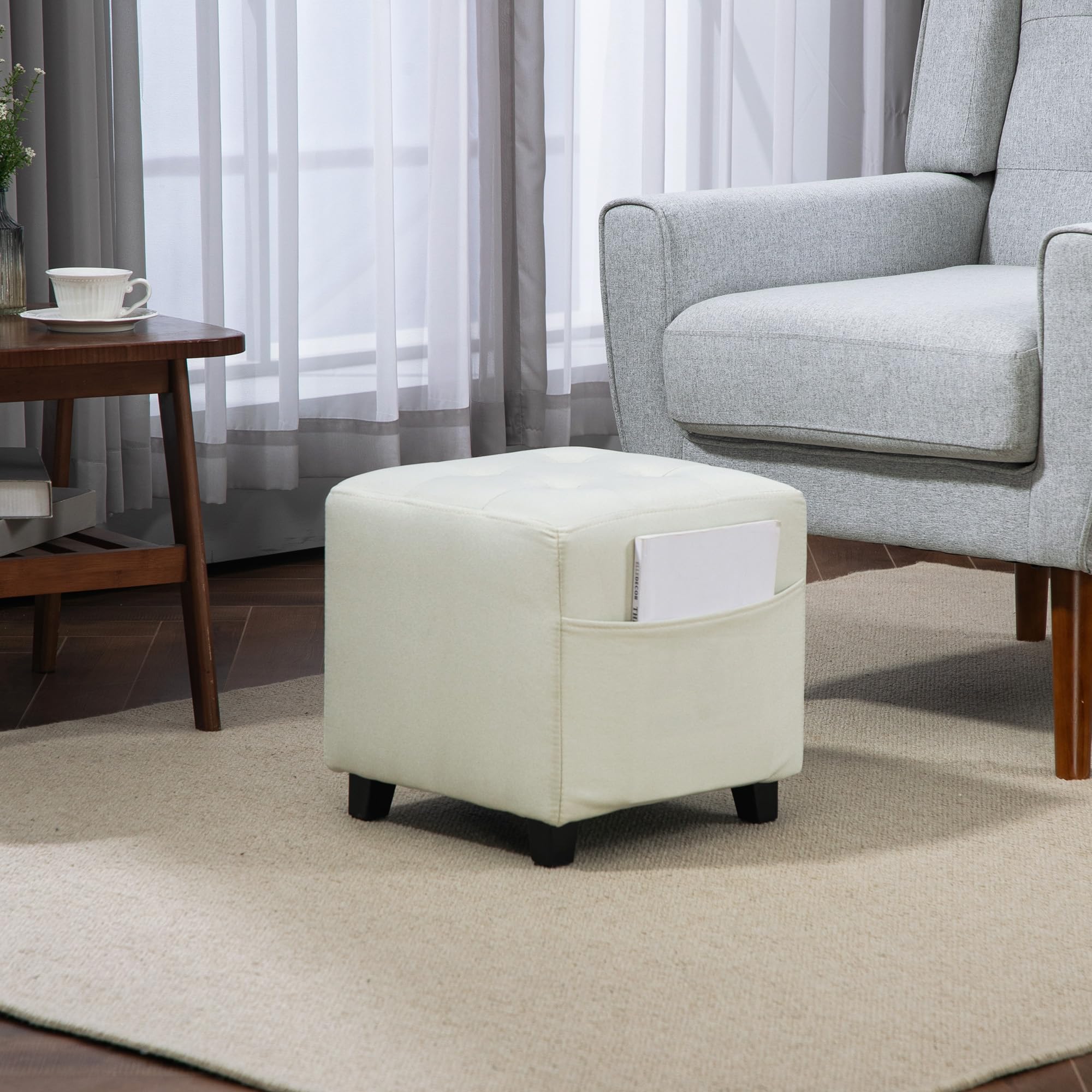 HOMCOM Reposapiés de Salón Taburete Bajo Tapizado en Lino Otomana Cuadrada con Bolsillo Lateral Tapa con Botones Acolchados y Marco de Madera para Sala de Estar Dormitorio Crema