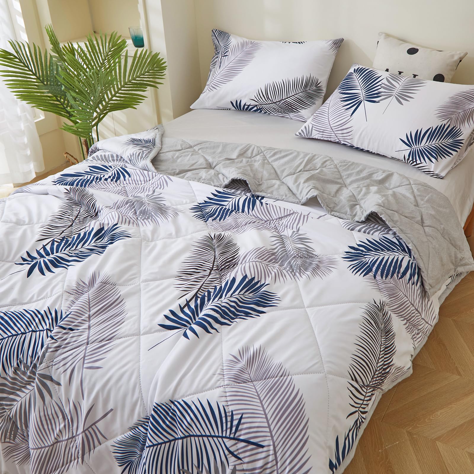 Piumino Estivo, Morbida e Traspirante Trapunta Reversibile in Microfibra- Coperta da Divano Anallergico, per Camera da Letto Copriletto Trapuntato Singolo Matrimoniale letto (Foglie estive, 180*200CM)