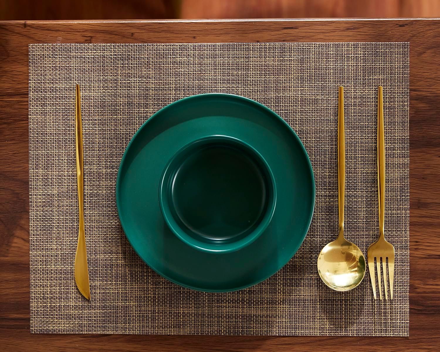 Placemats Set of 4 - Waterproof Easy Clean Woven Vinyl Place Mats, Washable Durable Linen Table Mat for Kitchen/Dining/Party/Outdoor(Brown) 4 Brown