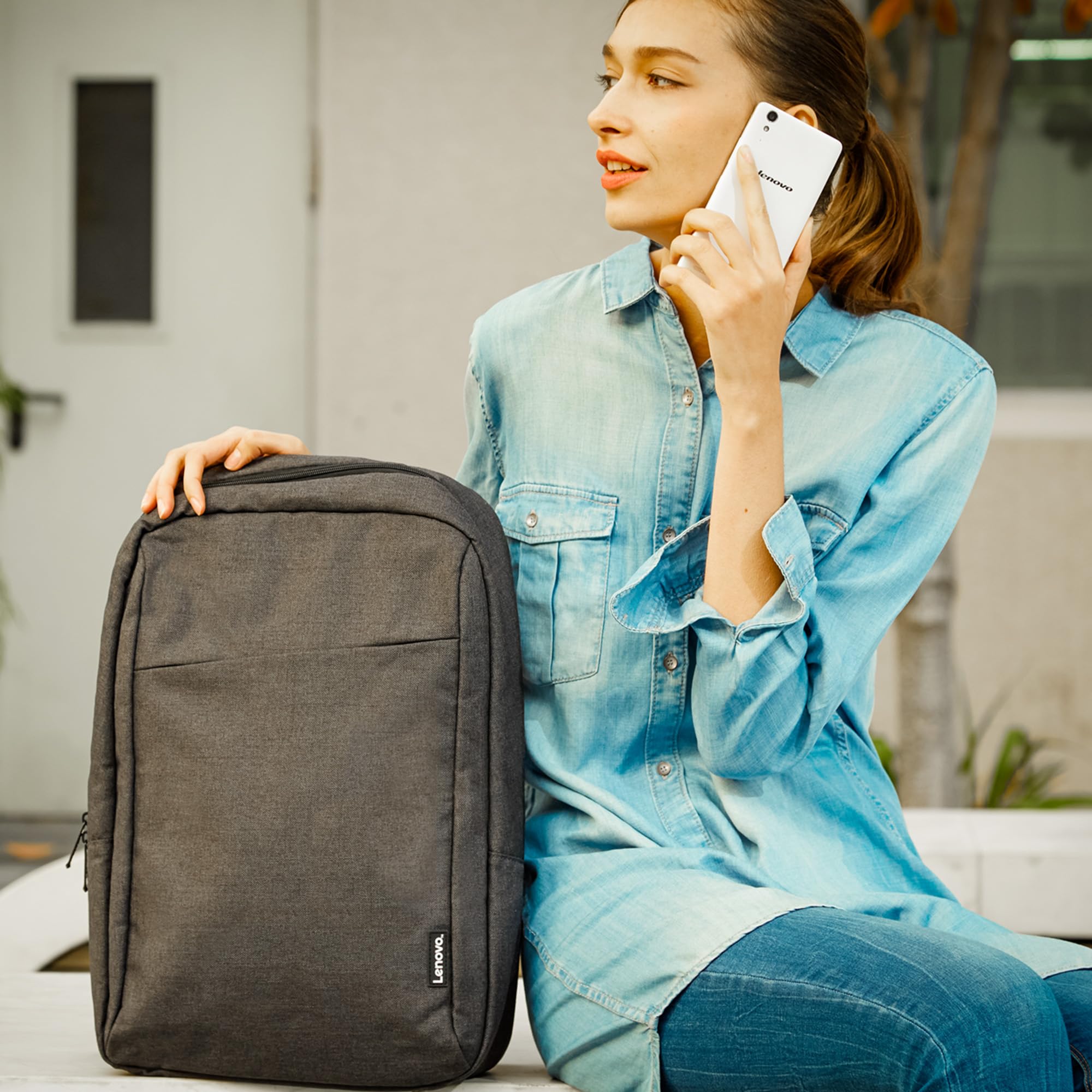 Lenovo Zaino Casual B210 per laptop da 15,6" - Design moderno, Tessuto idrorepellente, Scomparto laptop, Tasche organizzate