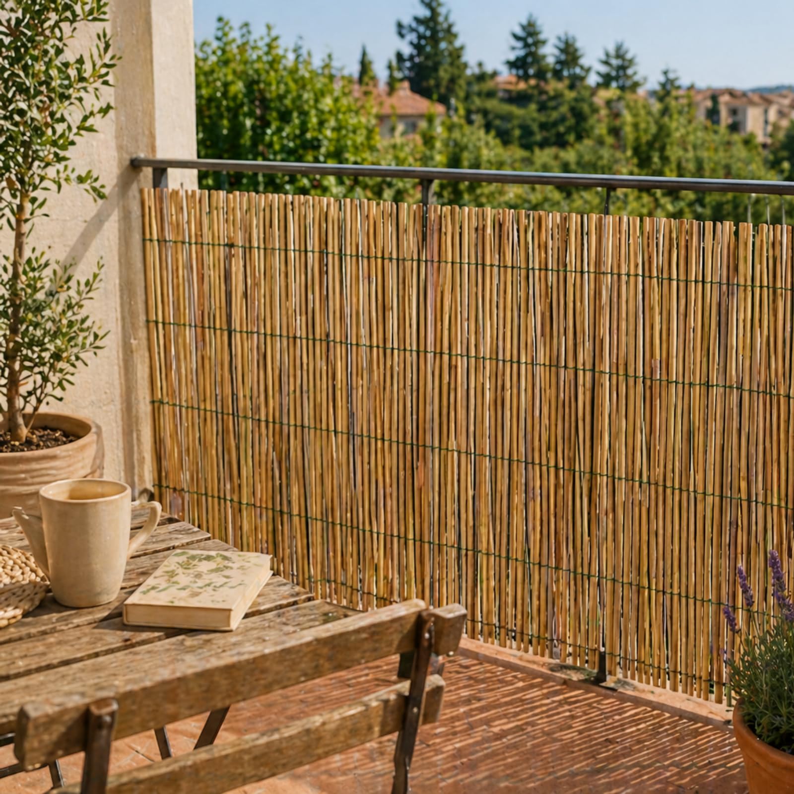 Arella in Bamboo Naturale, In Canne Frangivista per Giardino, Balcone,Piscina e Terrazzo, Cannette 4-5 mm, Filo in Nylon,Stuoia Ombreggiante (2,5x4 mt)