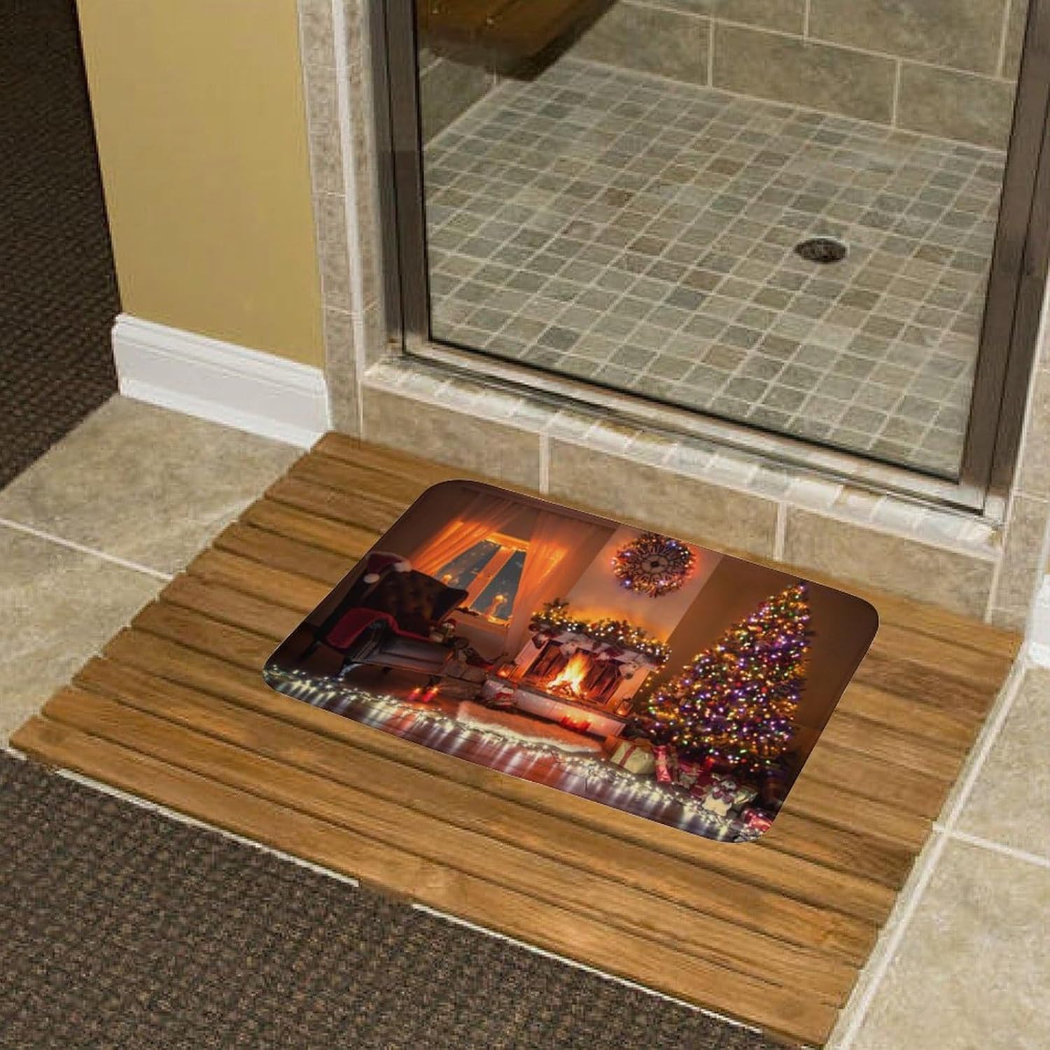 Christmas Bath Rug 19.7"x31.5", Xmas Winter Season Christmas Tree and Fireplace Decor Ultra Absorbent & Non-Slip Bath Carpet, Machine Washable, Soft Bath Mats for Bathtub and Laundry, Bathroom Floor