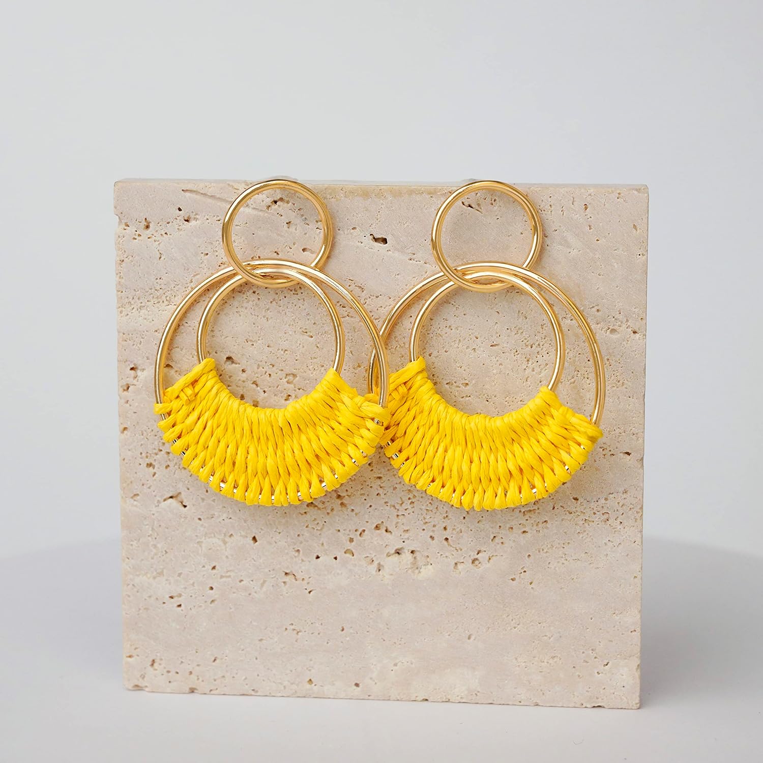 Raffia Hoop Earrings for Women Fun Boho Summer Beach Earrings Lightweight Handmade Straw Wicker Rattan Dangle Earrings Statement Geometric Round Drop Earrings - Image 4